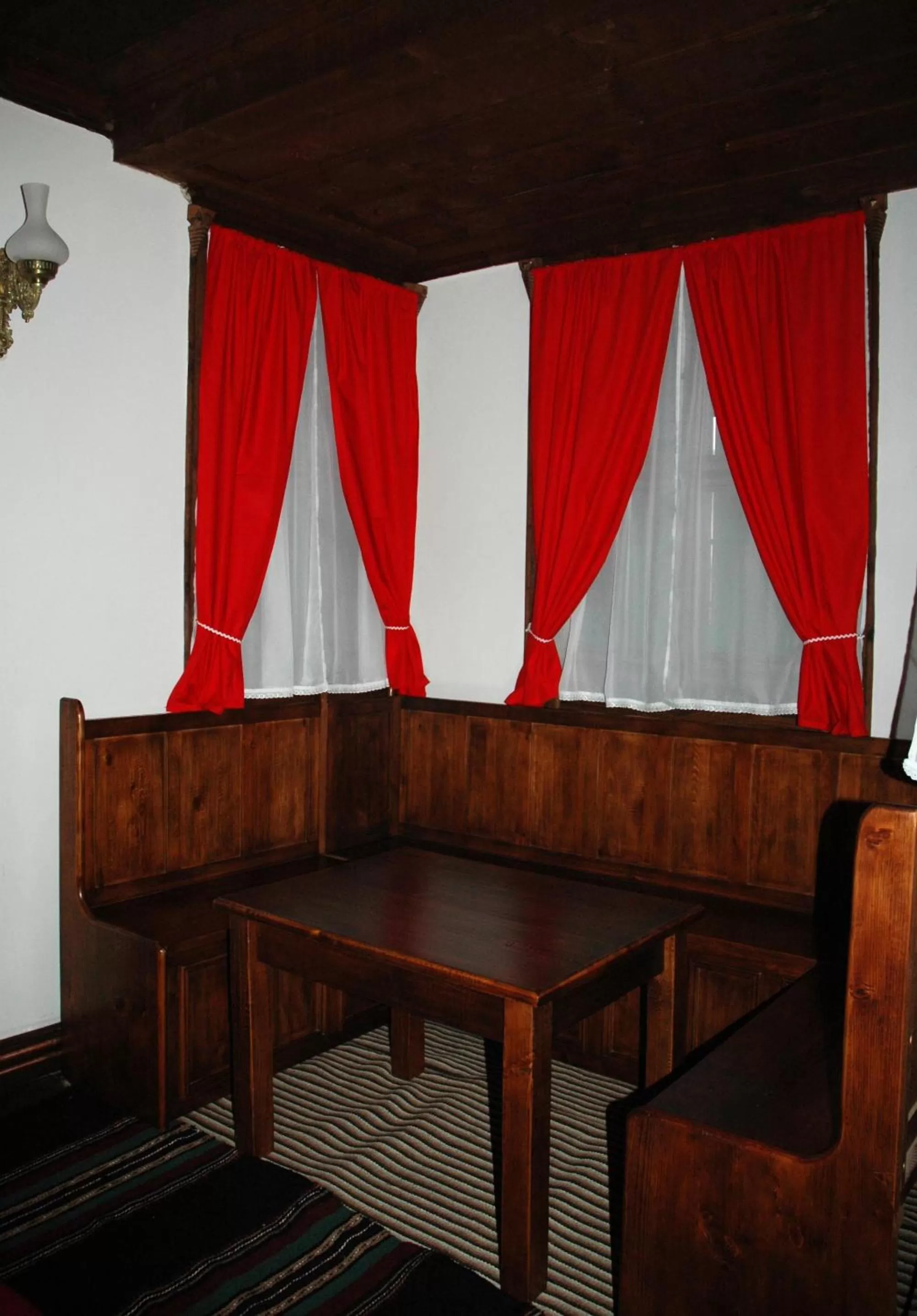 Seating area in Djudjeva Kyshta Hotel