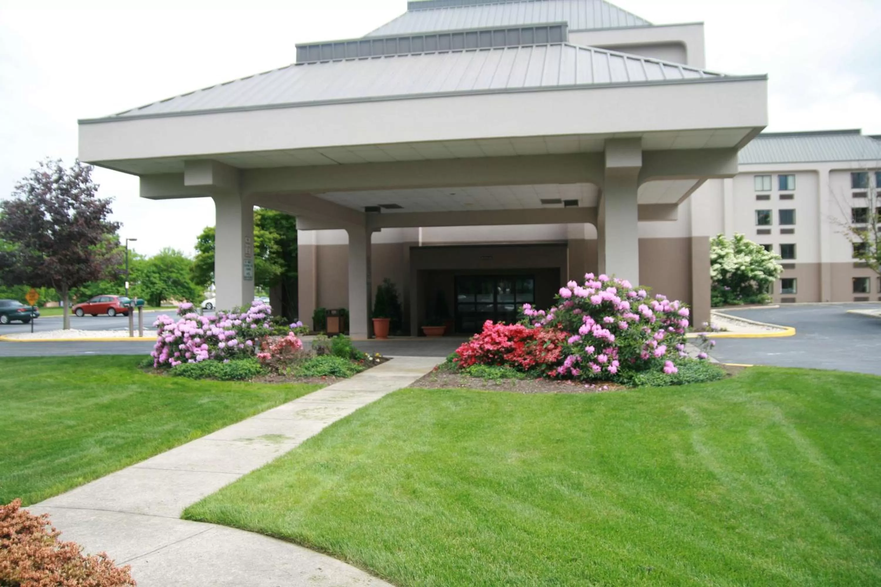 Property building in Hampton Inn Downingtown/Exton