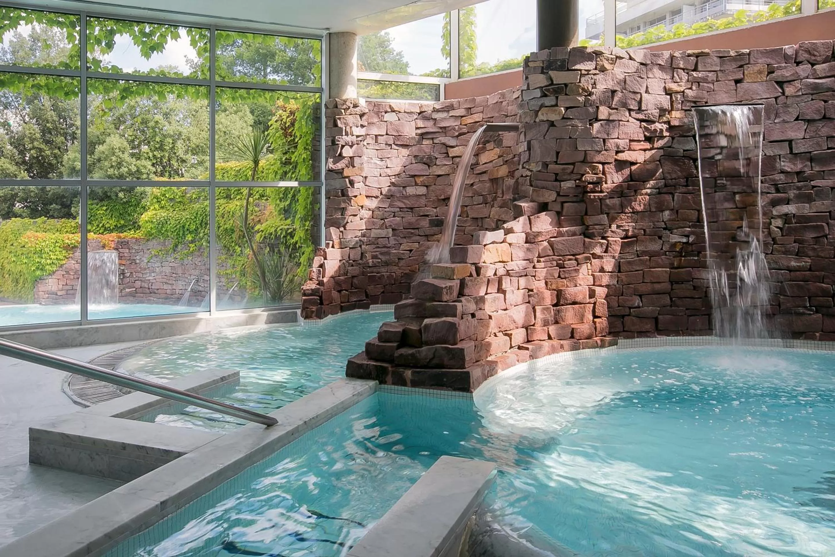 Spa and wellness centre/facilities in Best Western Hotel Sourcéo