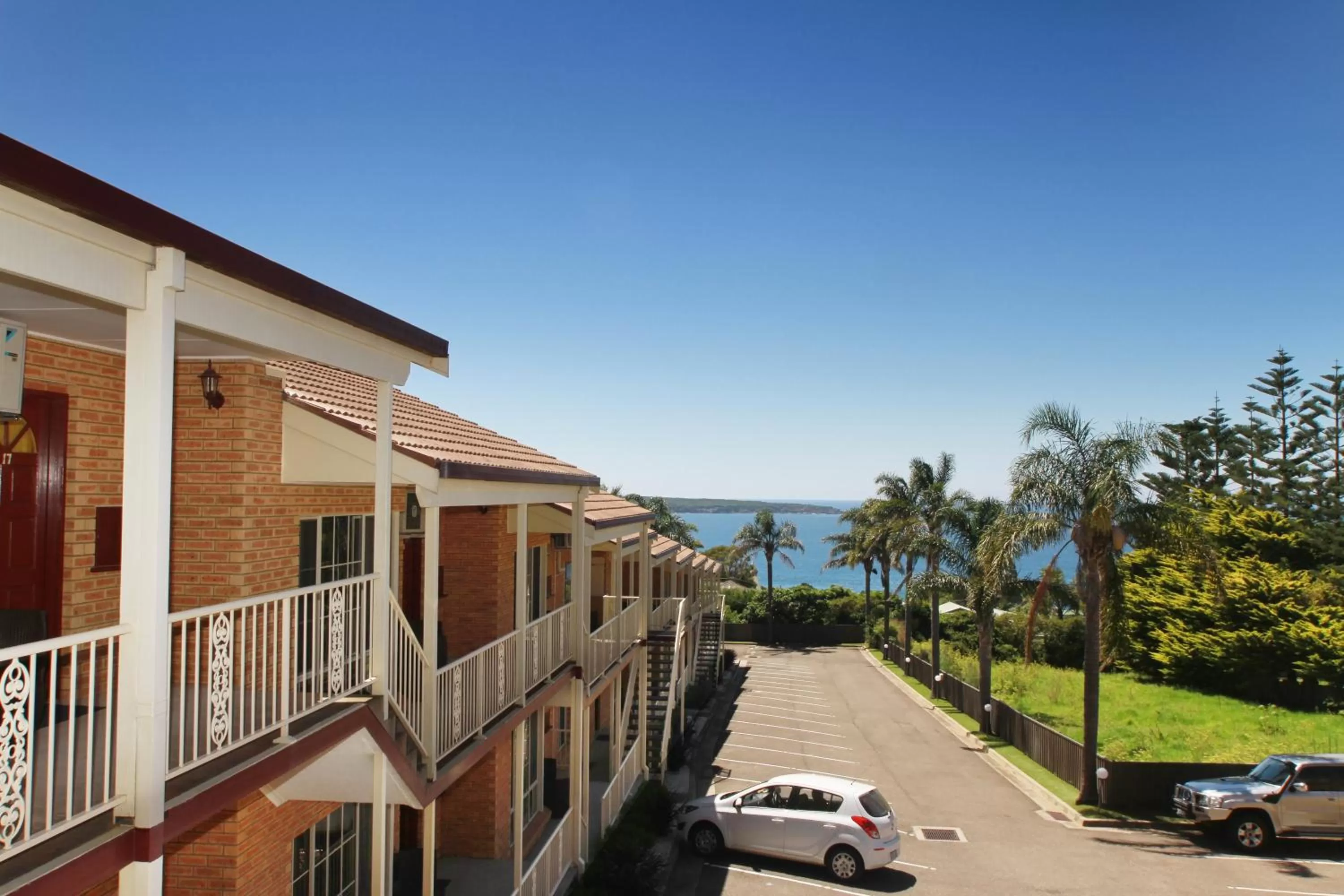 Property building in Twofold Bay Motor Inn