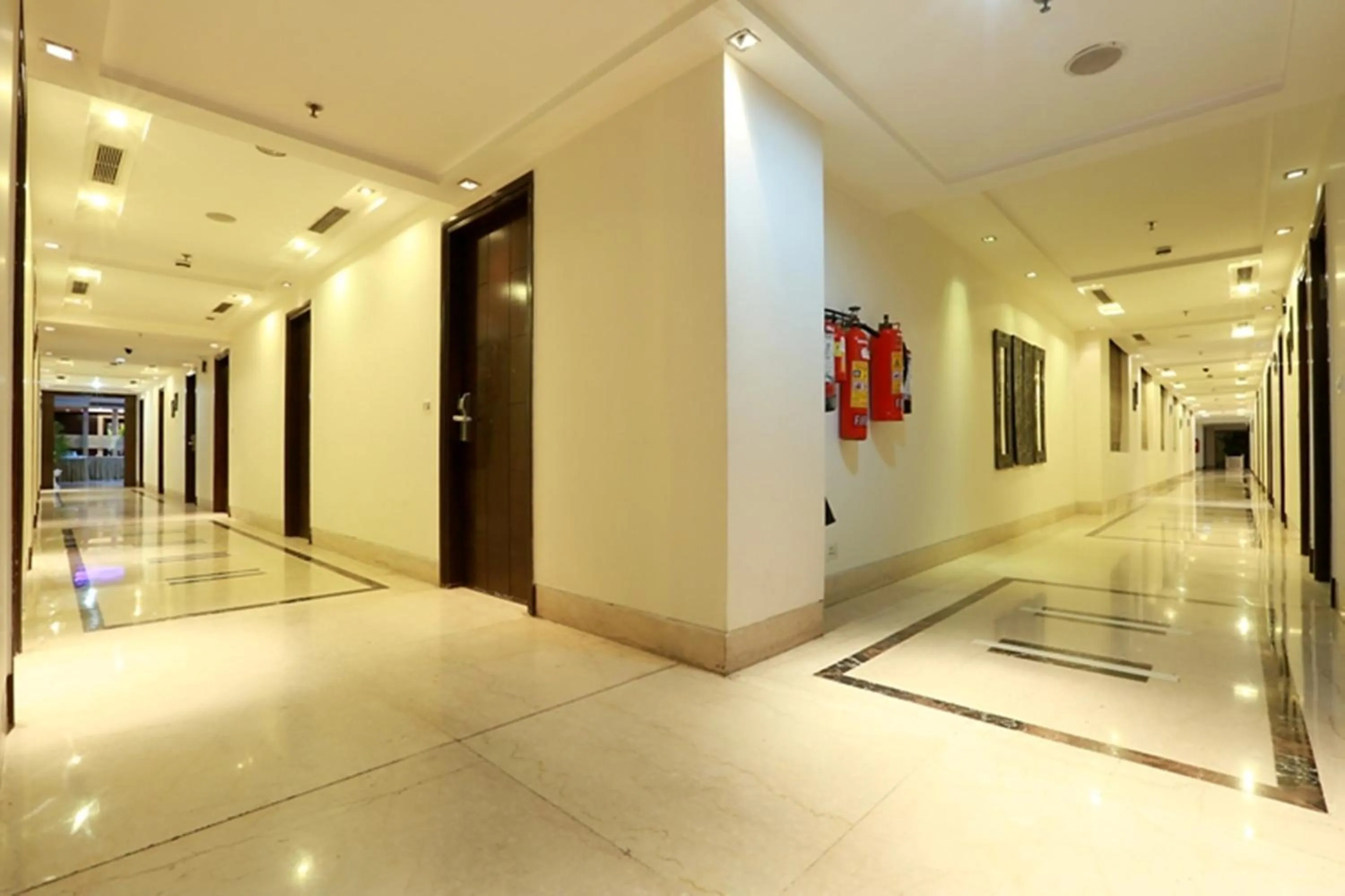 Lobby or reception in Hotel Airport Residency