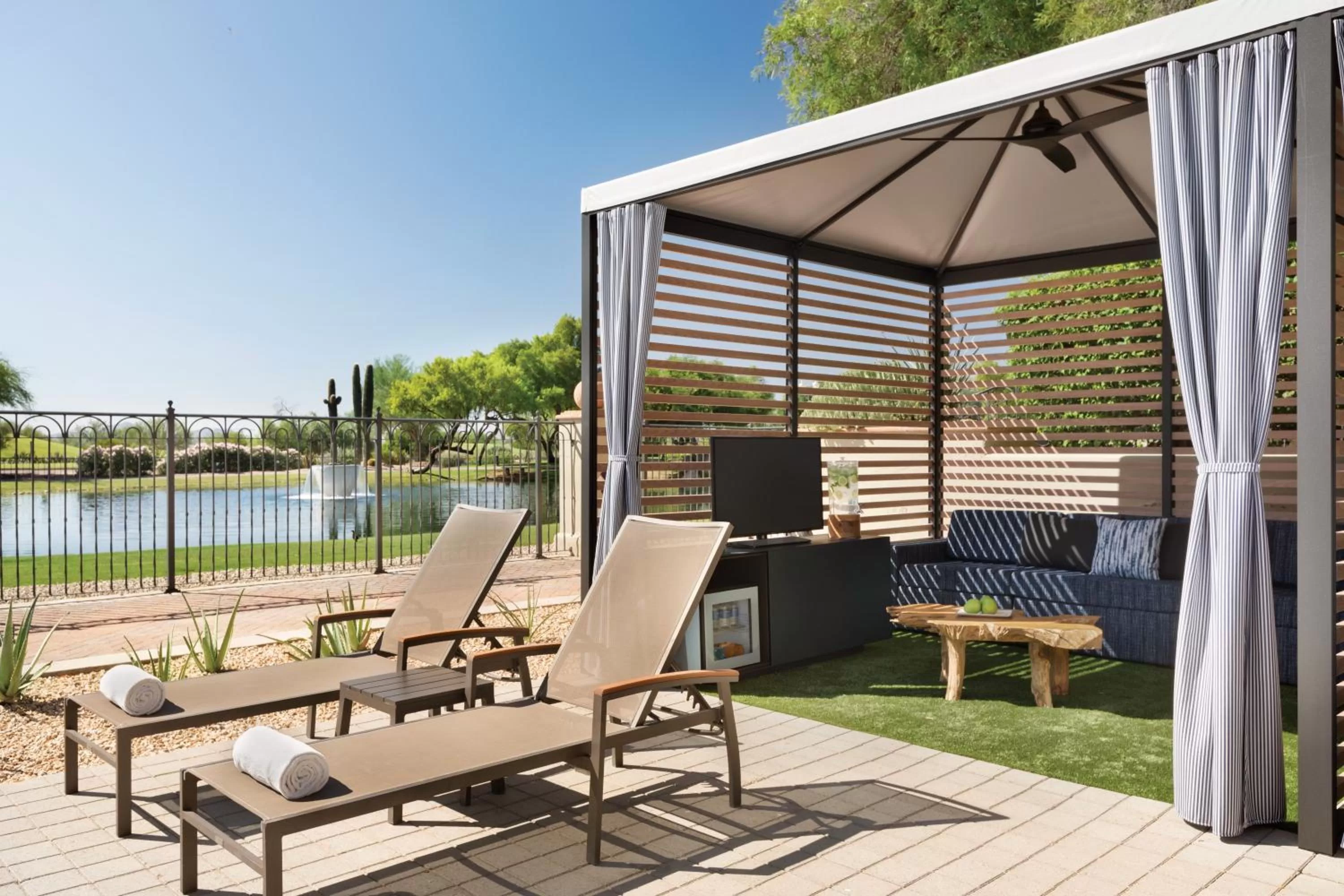 Pool view in Fairmont Scottsdale Princess