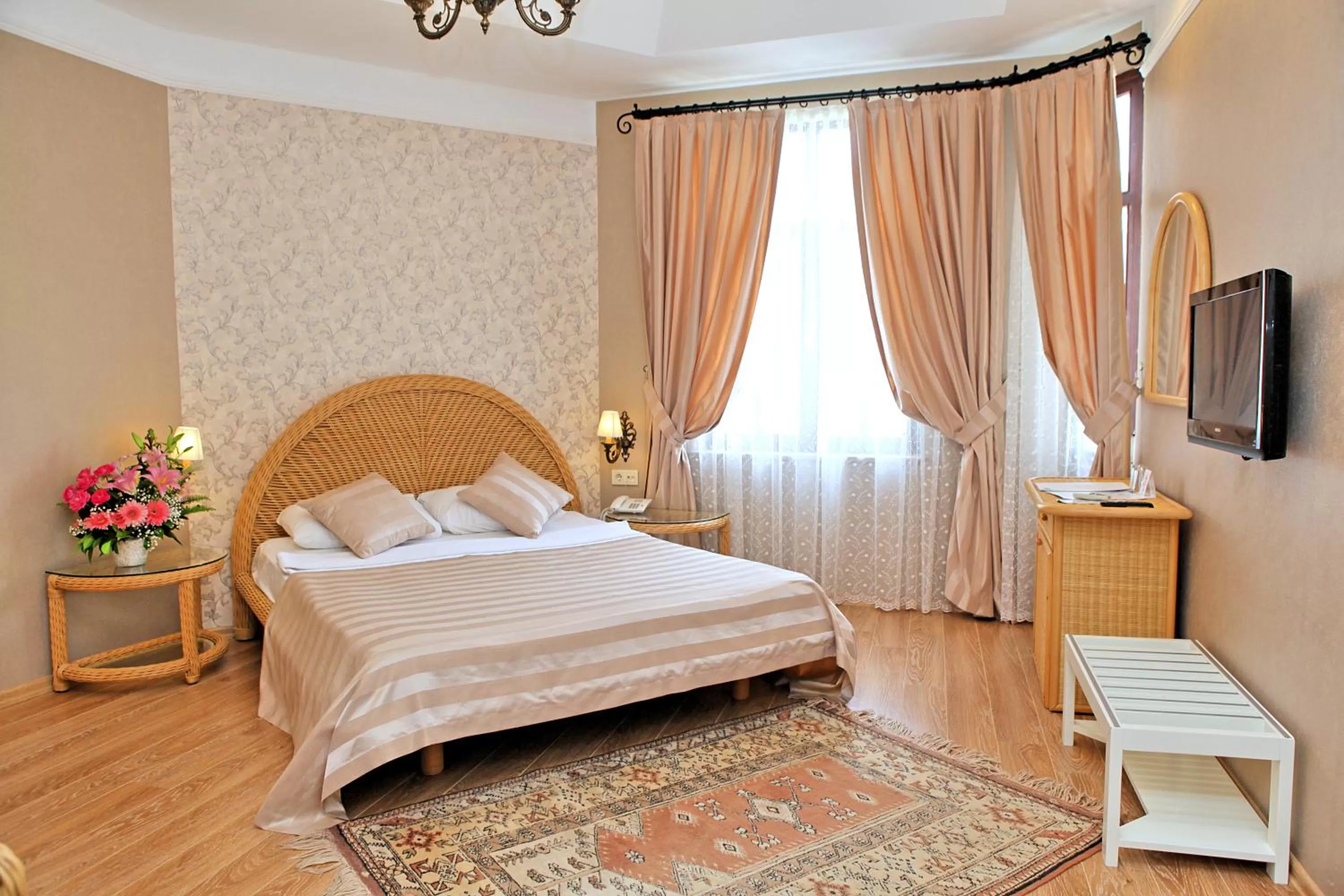 Photo of the whole room, Bed in Aspen Hotel Kaleiçi