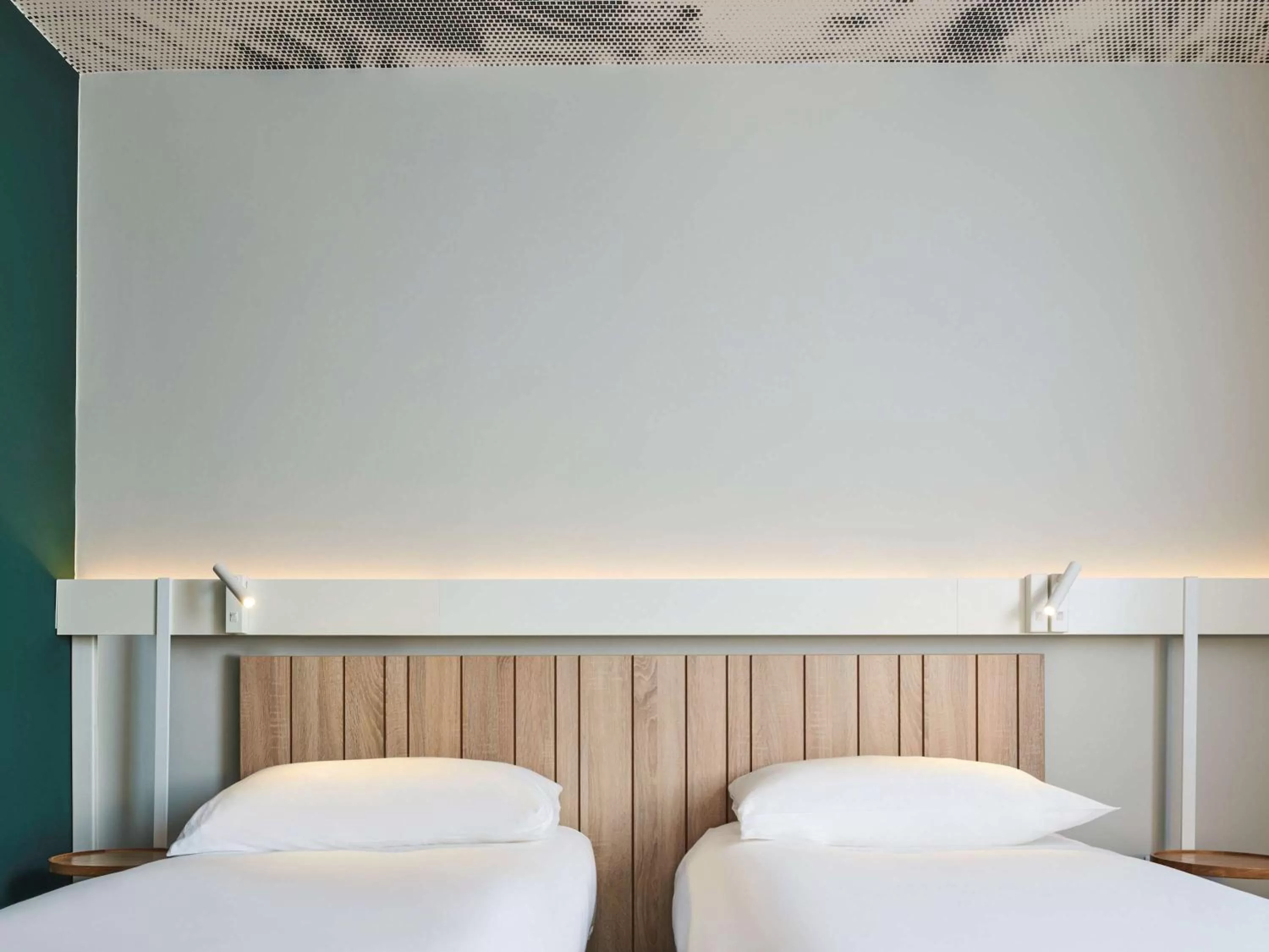 Twin Room in Ibis Luxembourg Airport