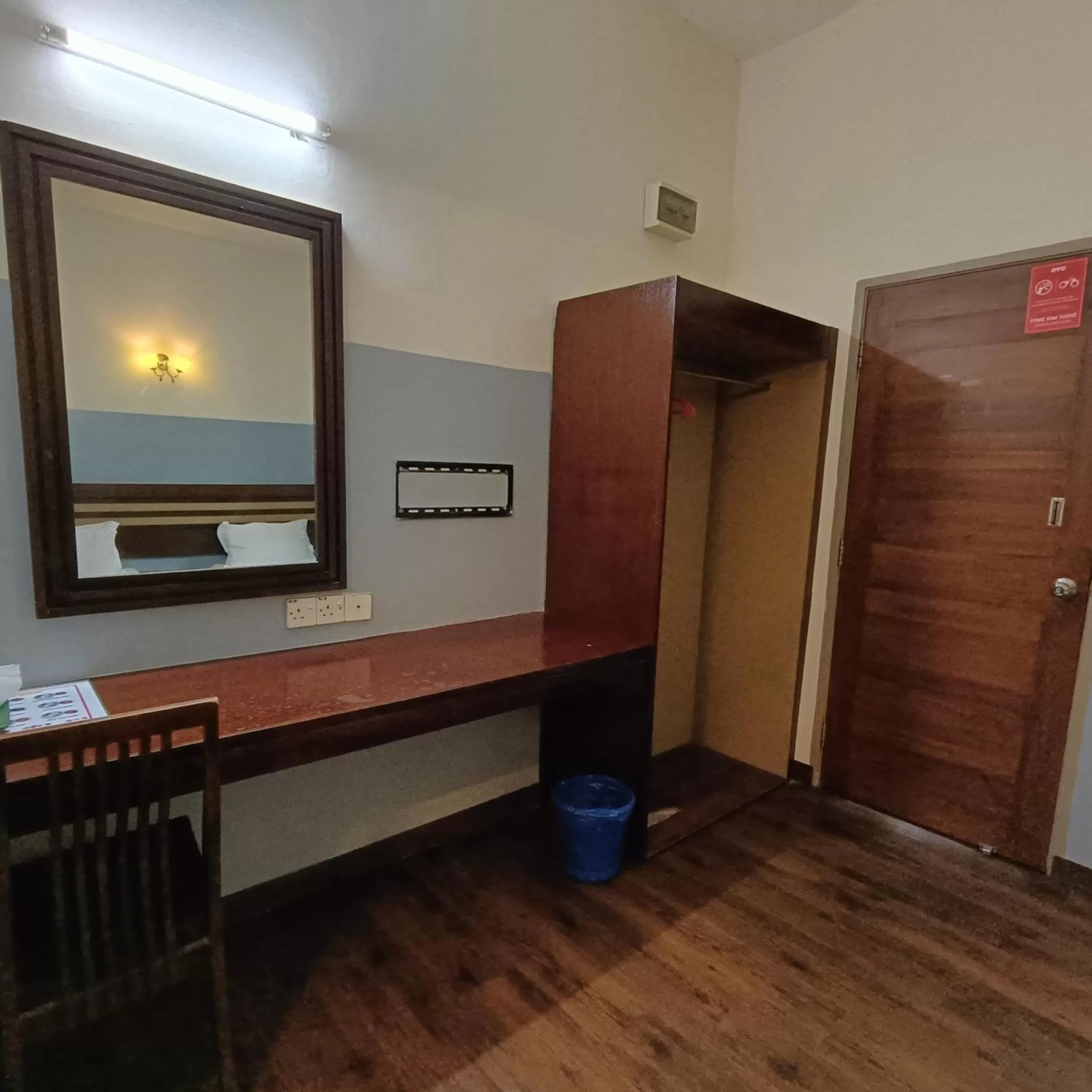 hair dresser in Cozzy Motel Malacca