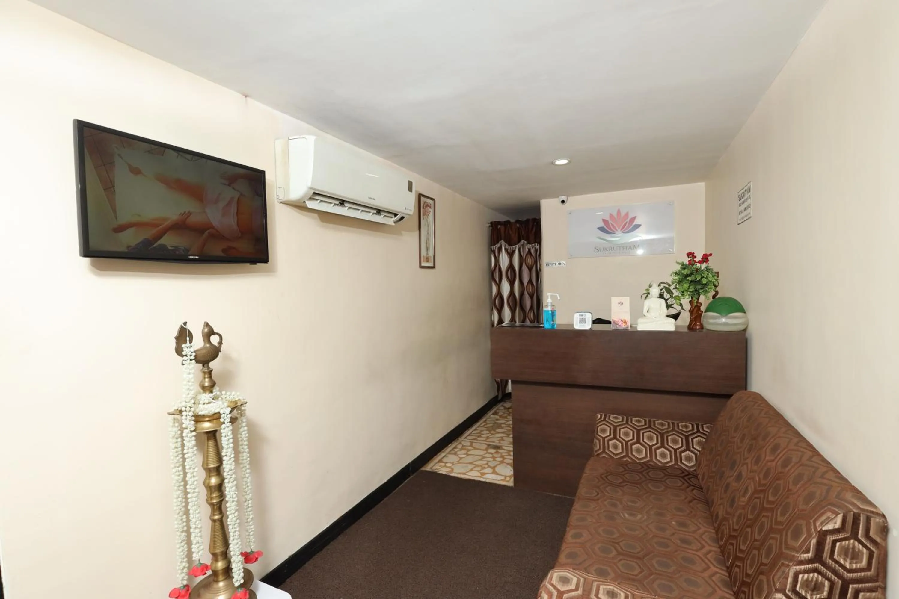 Spa and wellness centre/facilities, TV/Entertainment Center in Best Western Yuvraj
