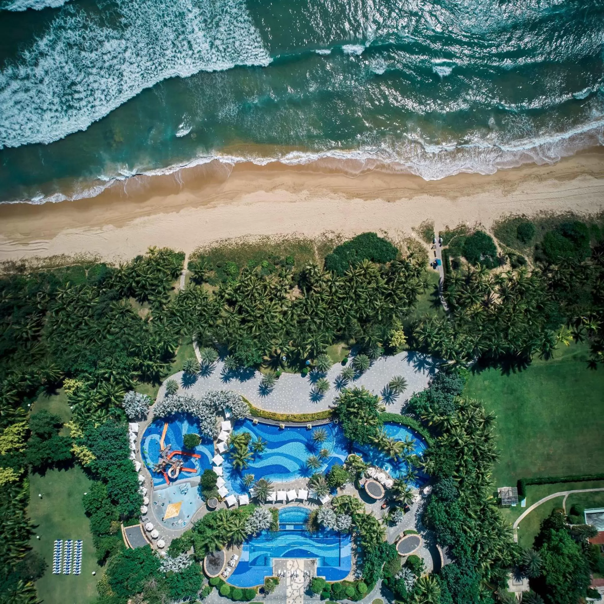 Property building in Crowne Plaza Sanya Haitang Bay Resort by IHG