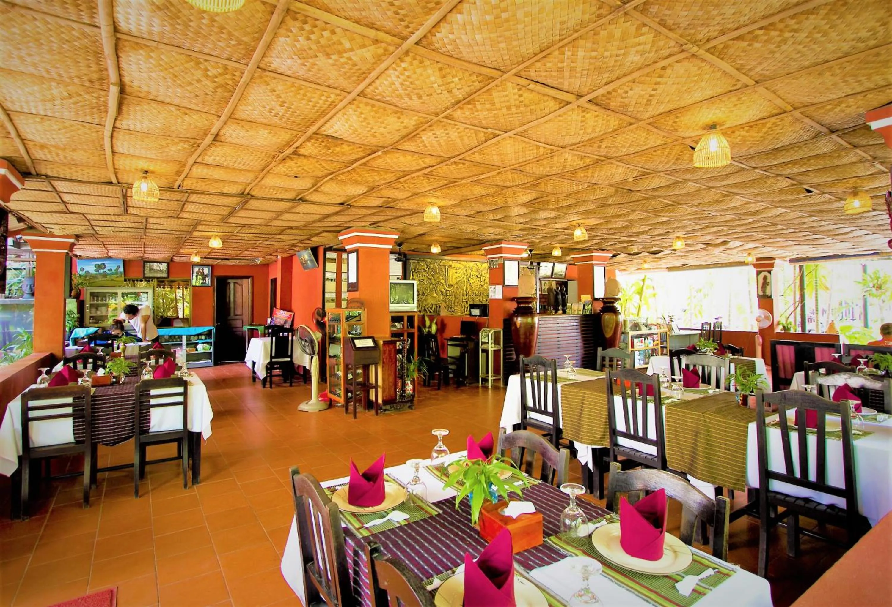 Restaurant/places to eat in Sonalong Boutique Village & Resort