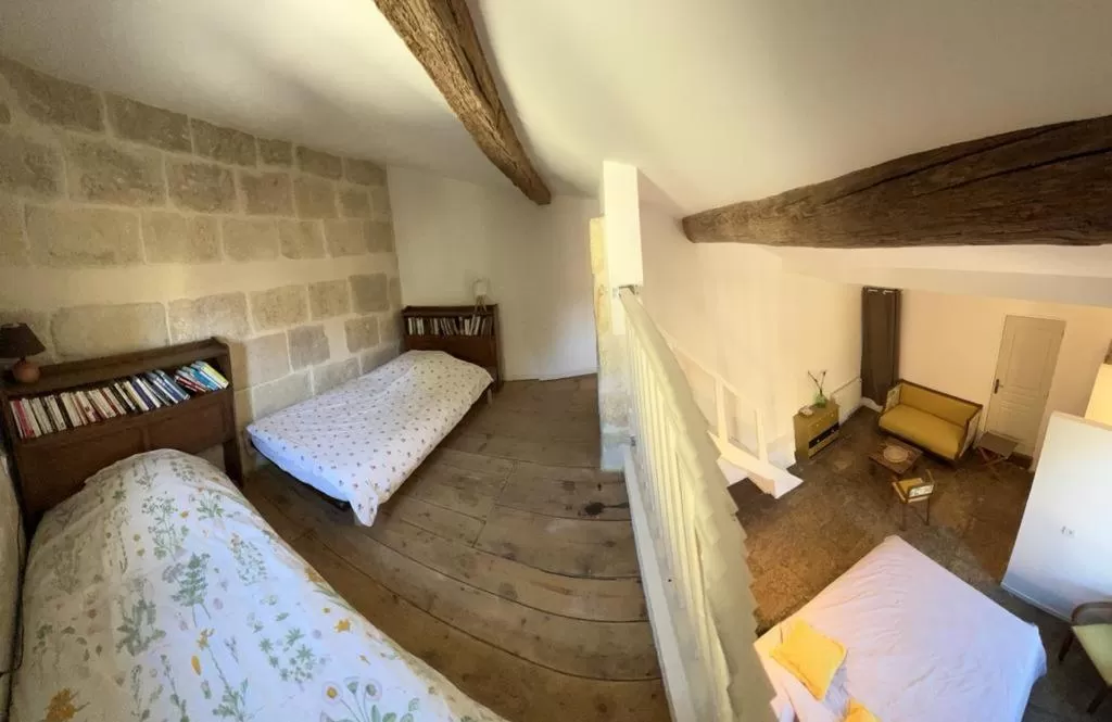 Bed in Oustaou de Betty et Bob