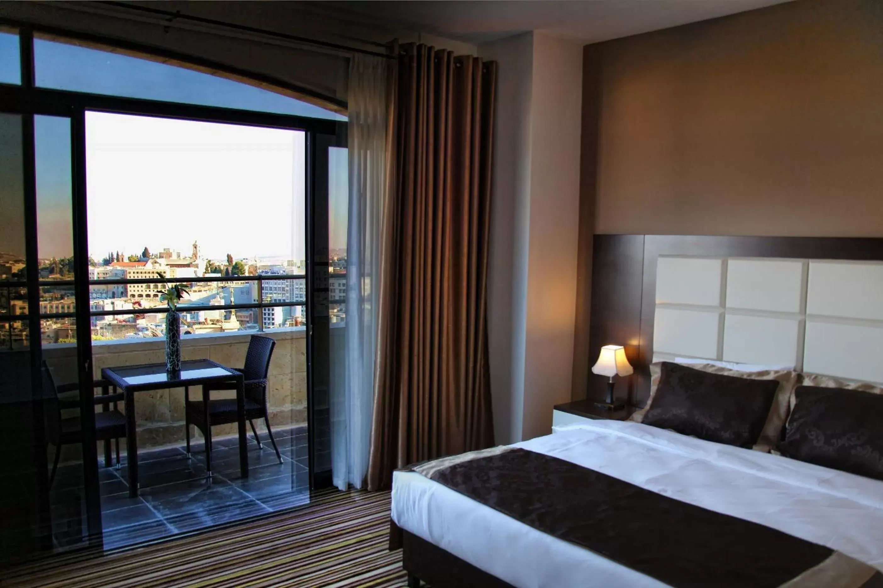 Superior King Room in Ambassador City Hotel - Bethlehem Superior King Room in Ambassador City Hotel - Bethlehem