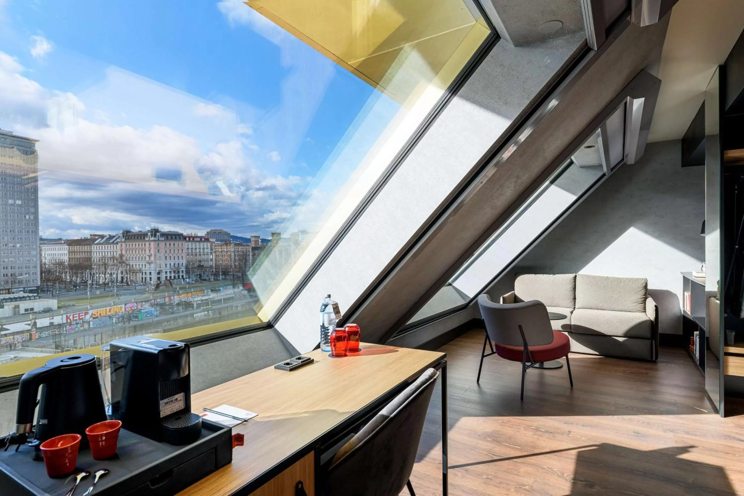 Photo of the whole room in Radisson RED Hotel, Vienna