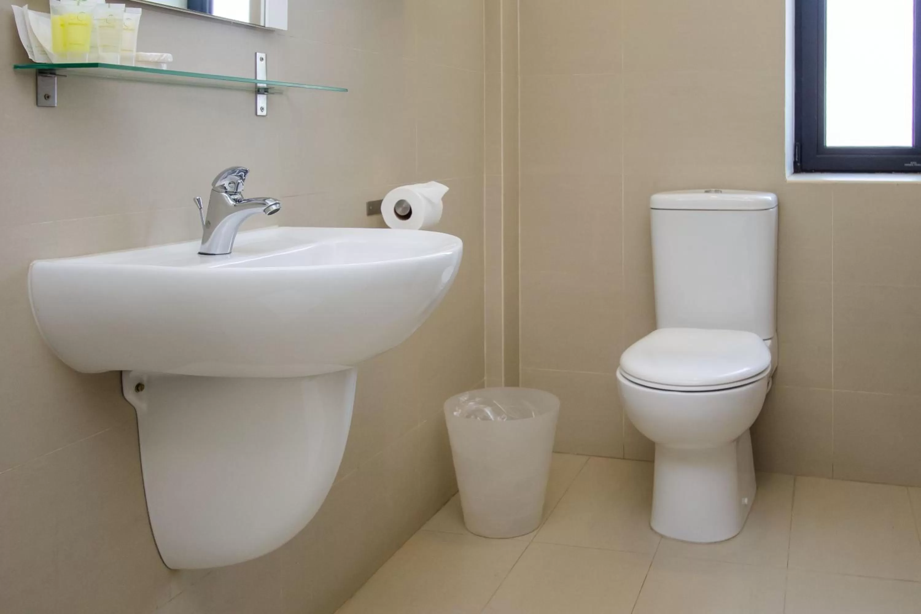 Bathroom in Imperial Hotel Express