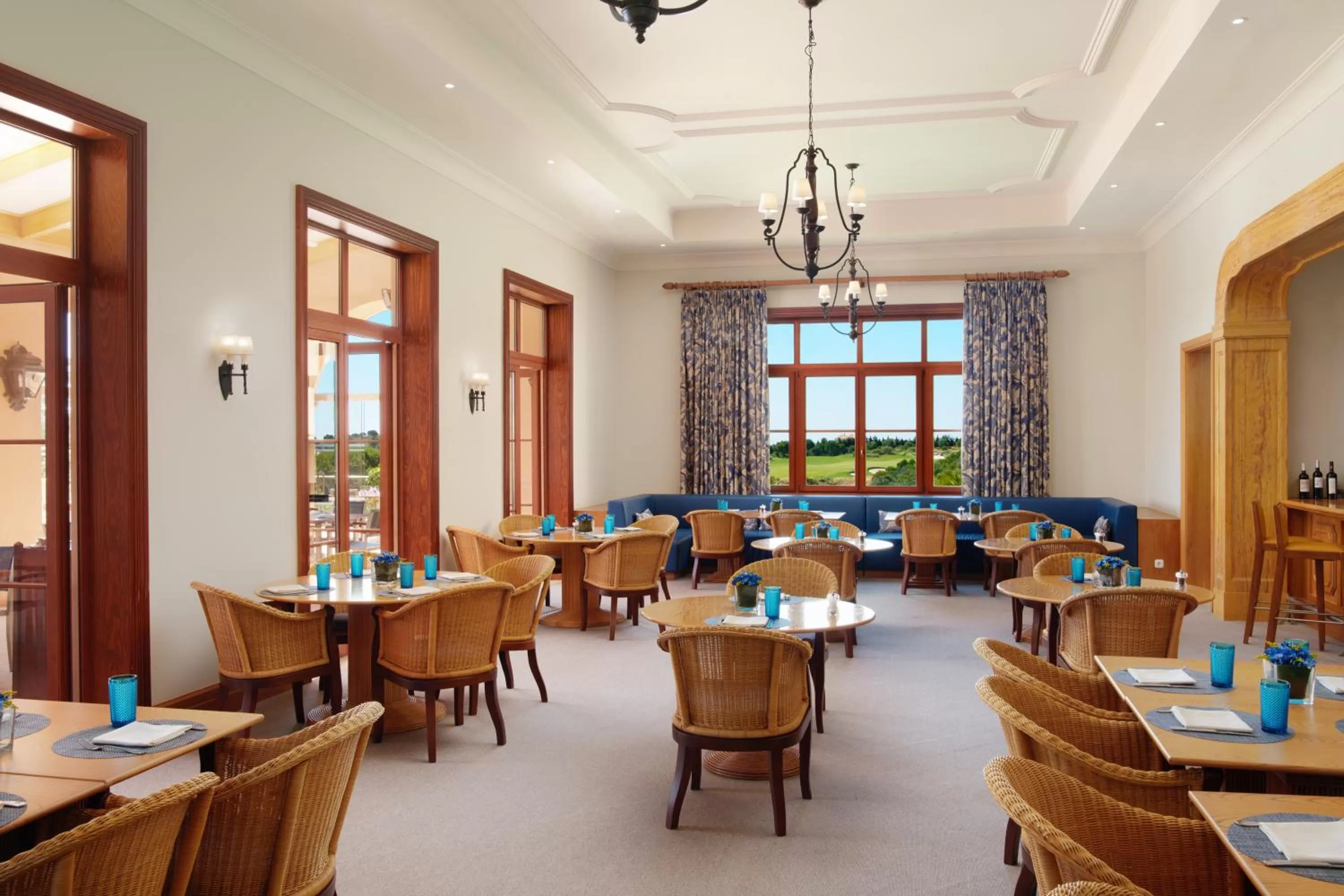 Restaurant/places to eat in Monte Rei Golf & Country Club