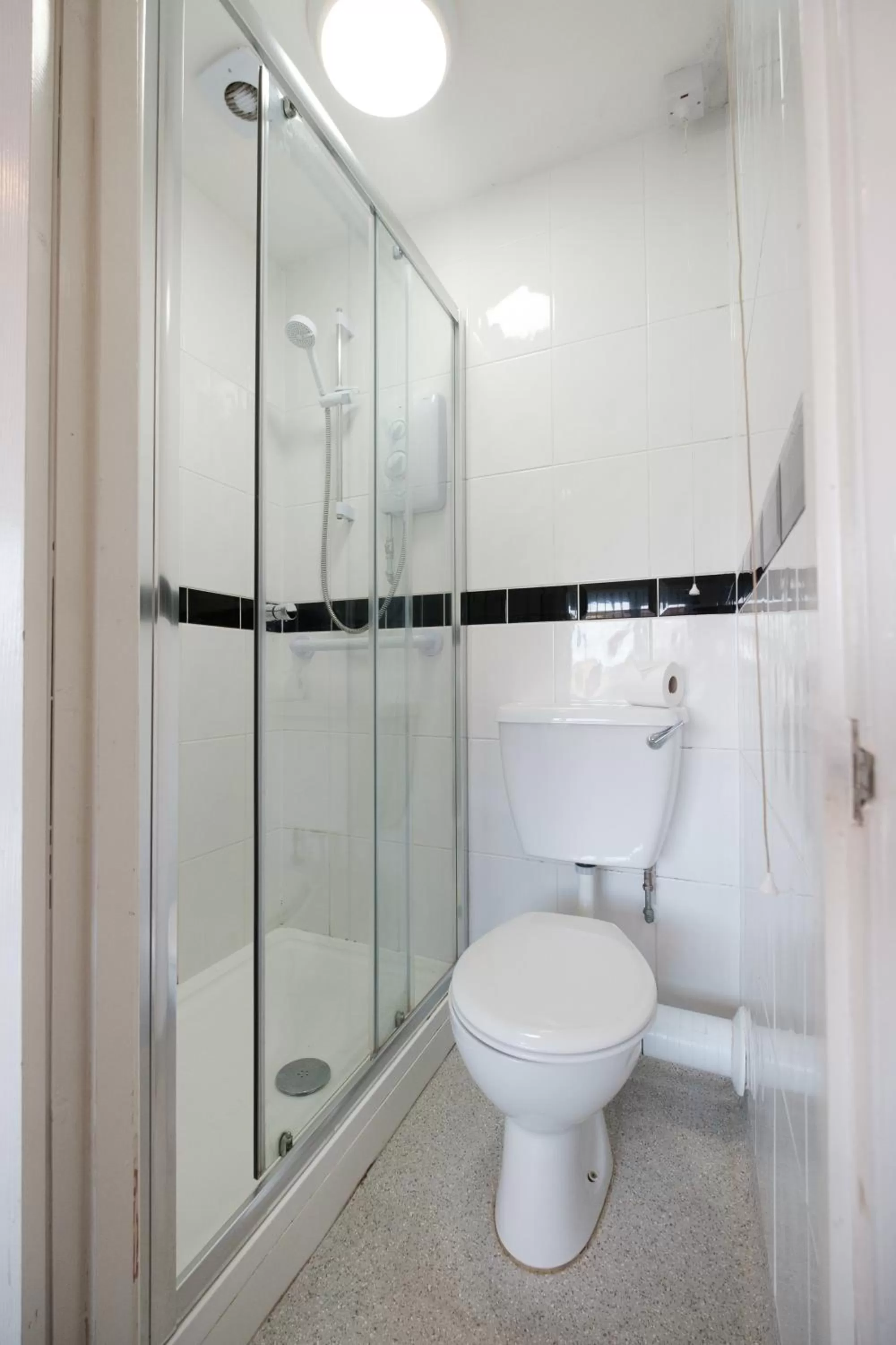 Double Room with Private Bathroom in OYO The Pickering Park Hotel