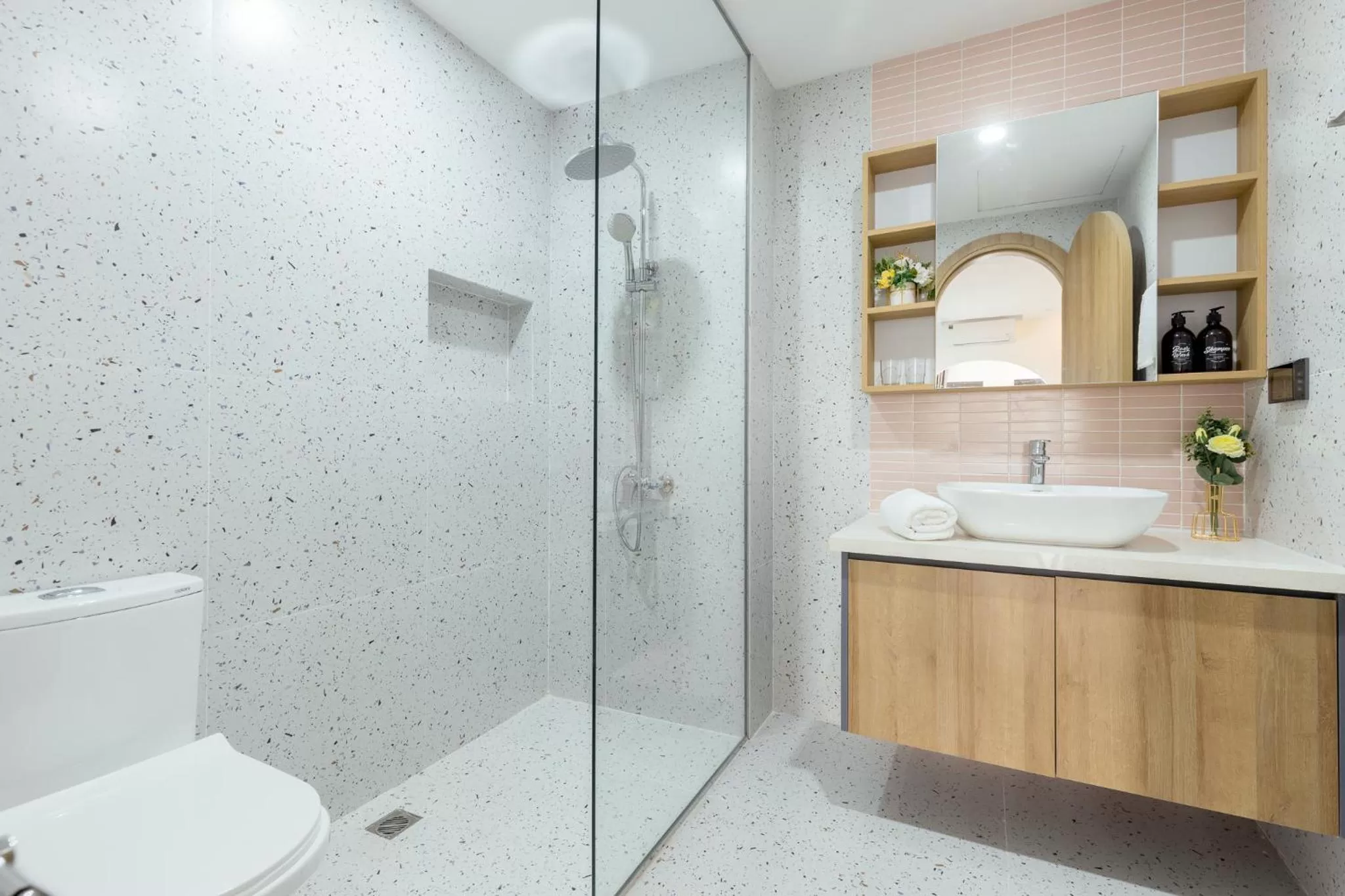 Bathroom in Crescendo Boutique Studio