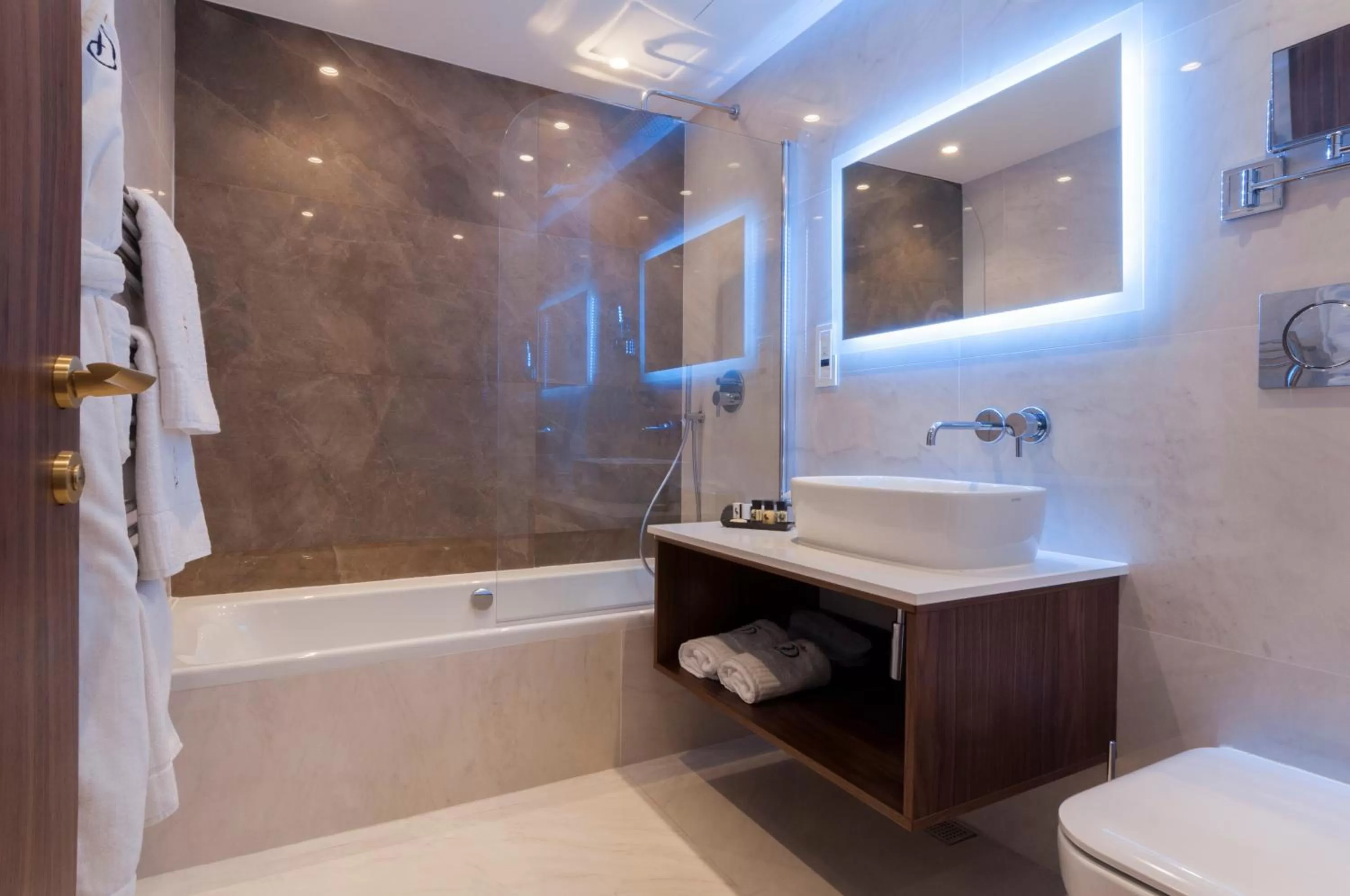 Shower in The Duke Boutique Hotel