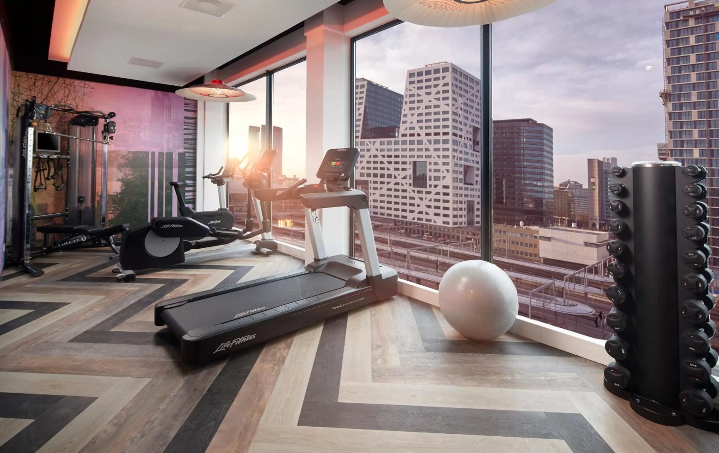 Fitness centre/facilities in Inntel Hotels Utrecht Centre