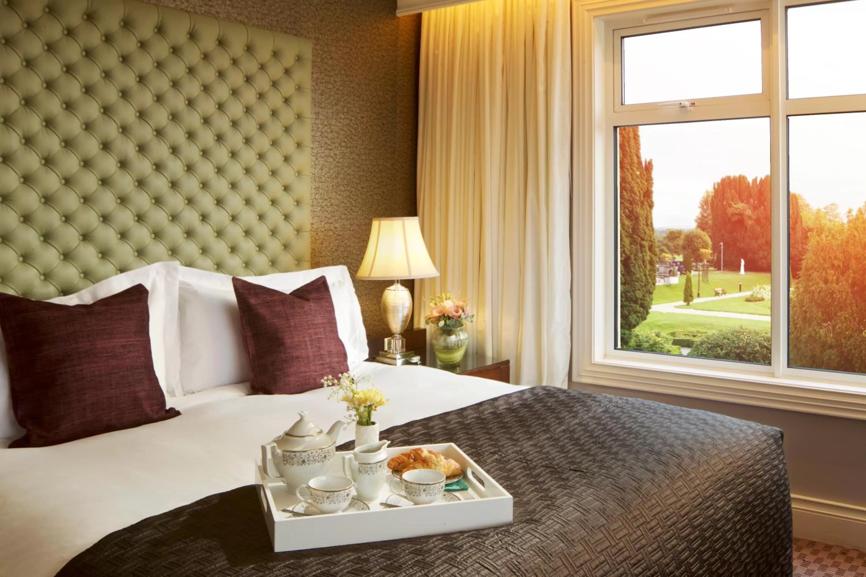 Breakfast, Bed in Lyrath Estate