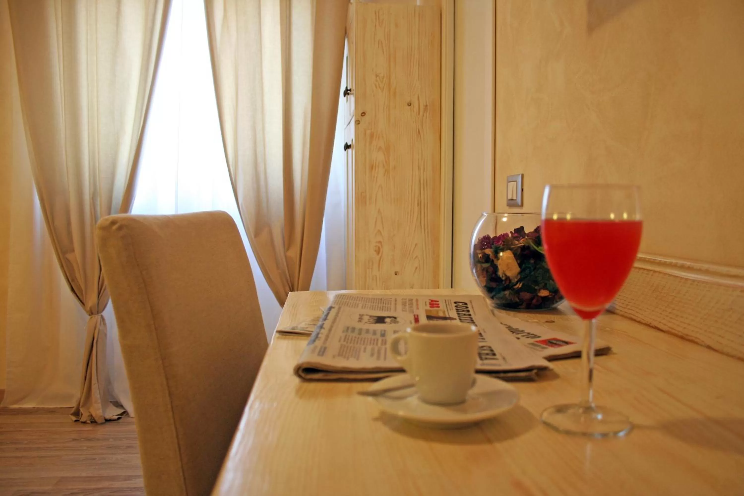 Coffee/tea facilities in Fiumicino Airport B&B Deluxe