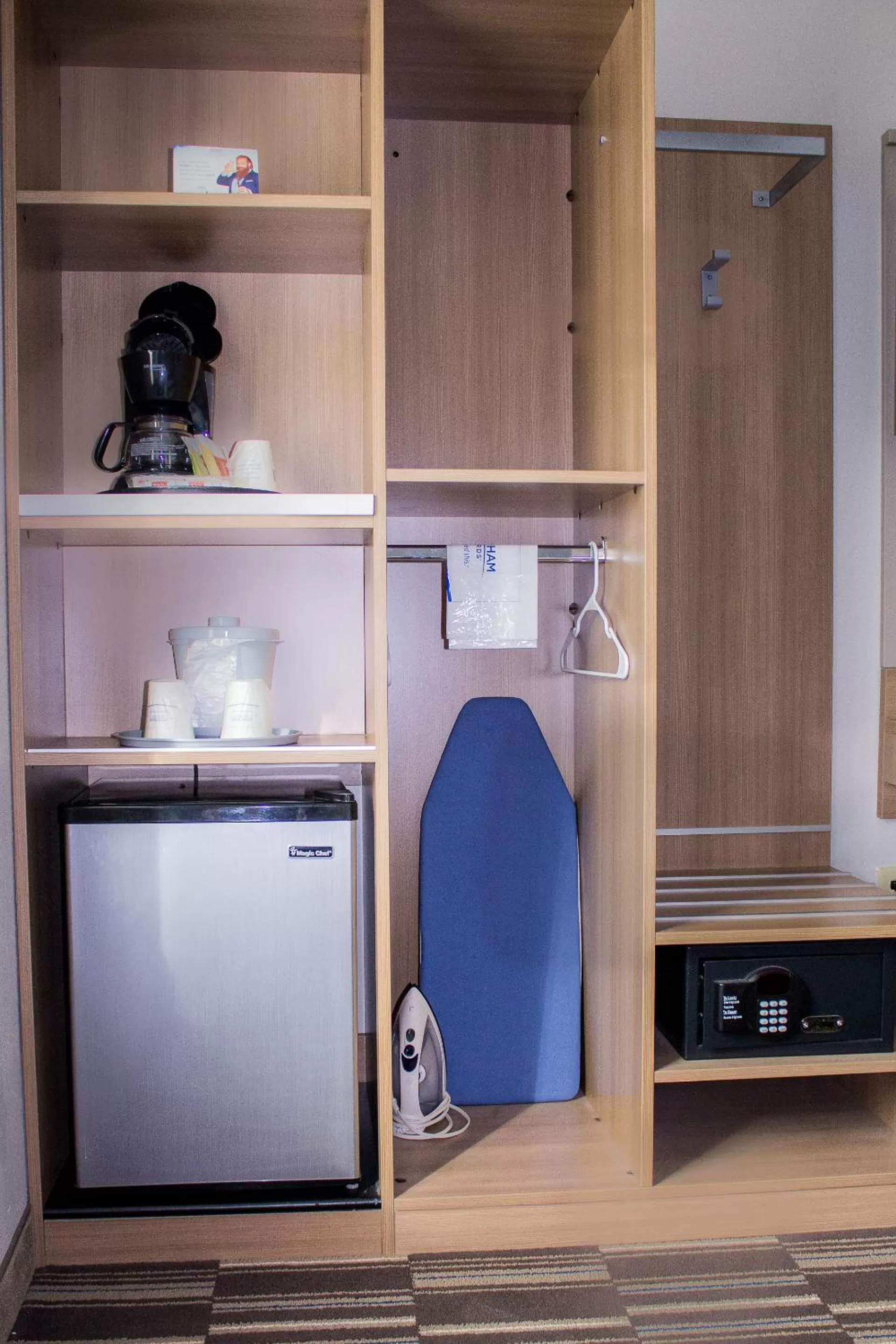 Coffee/tea facilities in Microtel Inn & Suites by Wyndham - Penn Yan