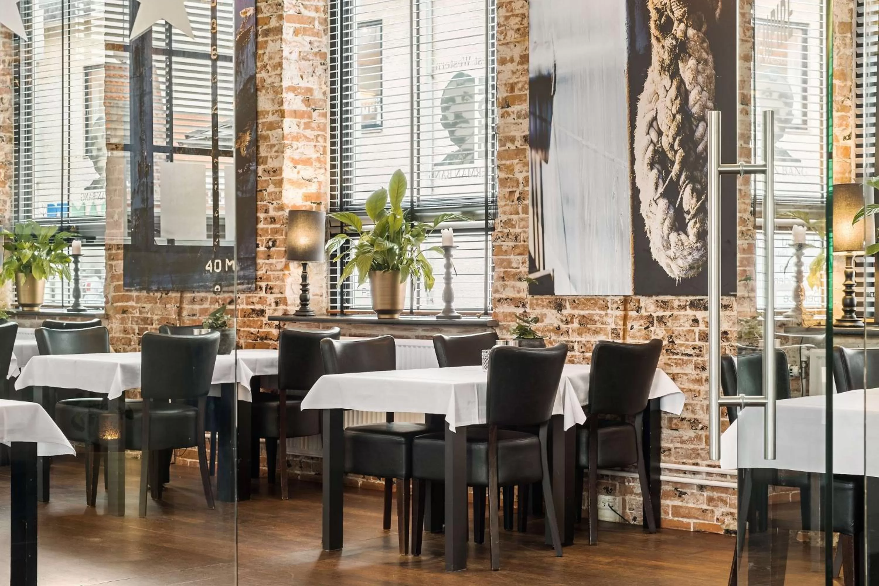 Restaurant/places to eat in Best Western Hotel Herman Bang