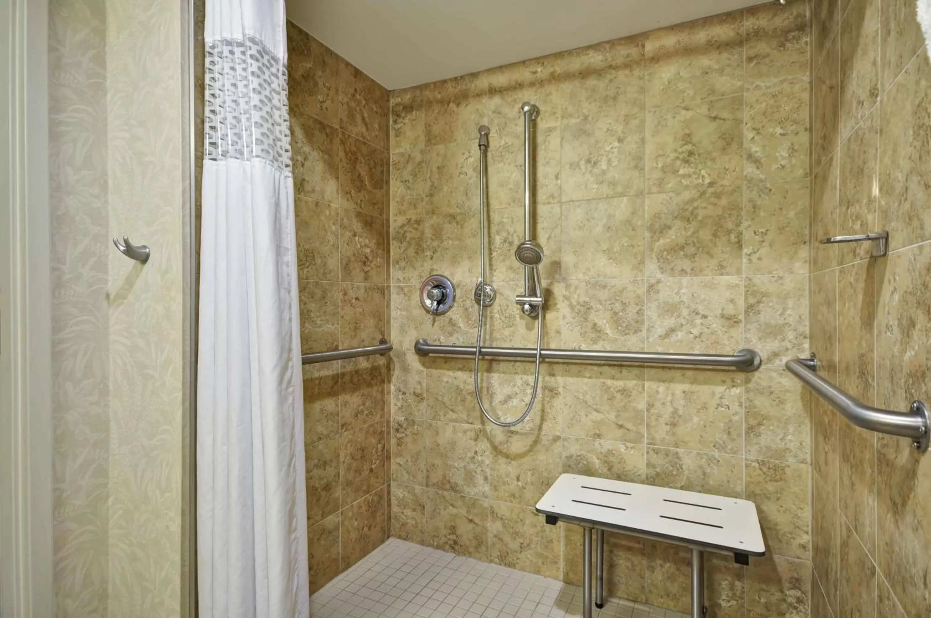 Bathroom in Hampton Inn & Suites Charleston/Mt. Pleasant-Isle Of Palms