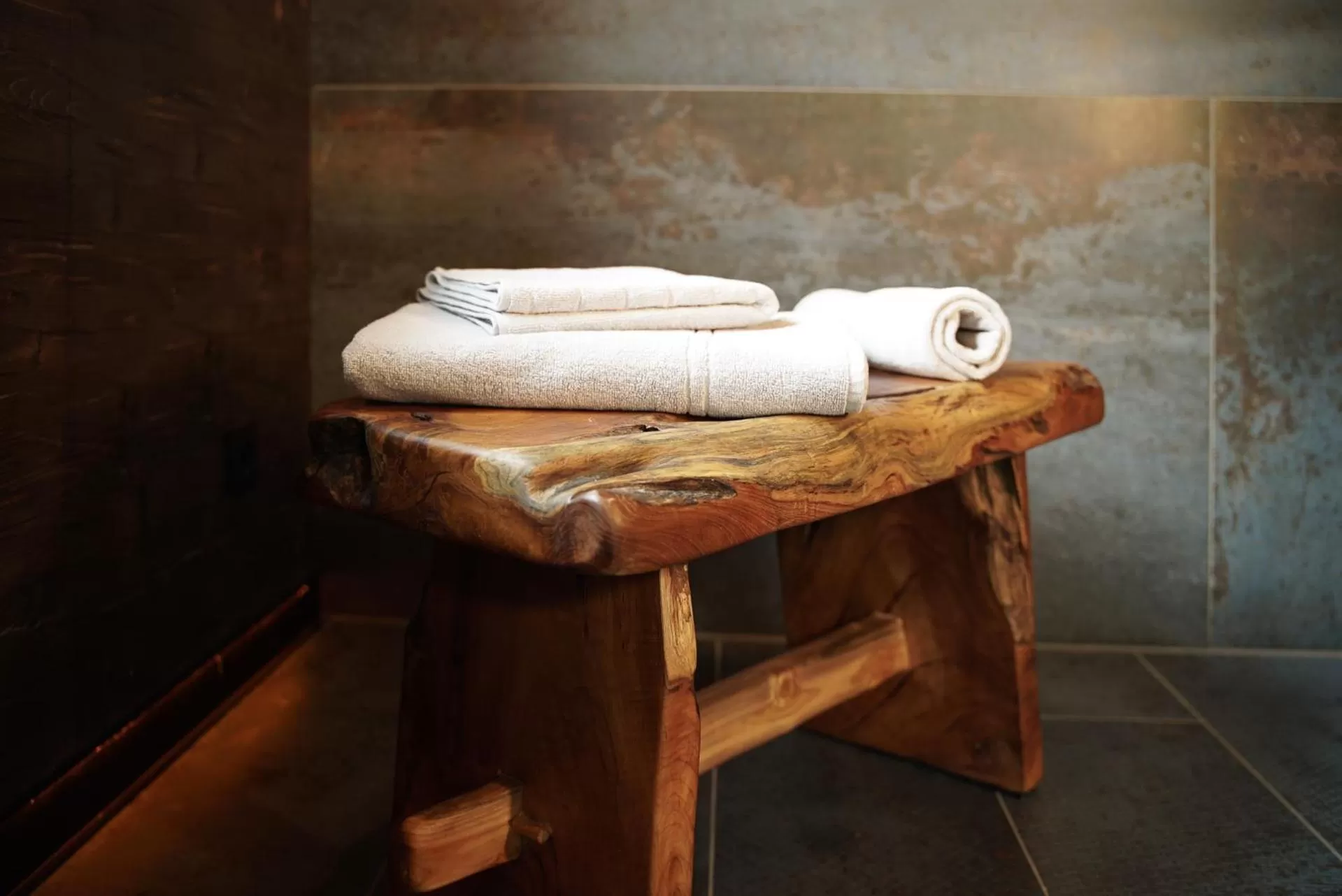 towels in Timberjacks Siegen Motel