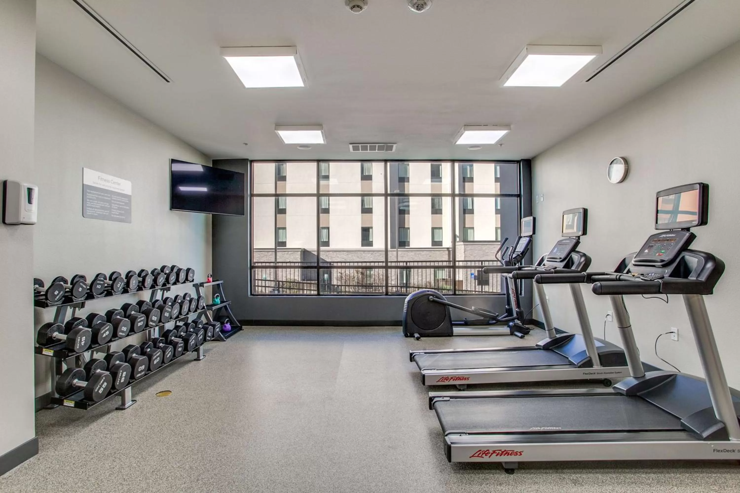 Fitness centre/facilities in Hilton Garden Inn Dallas-Central Expy/North Park Area, Tx