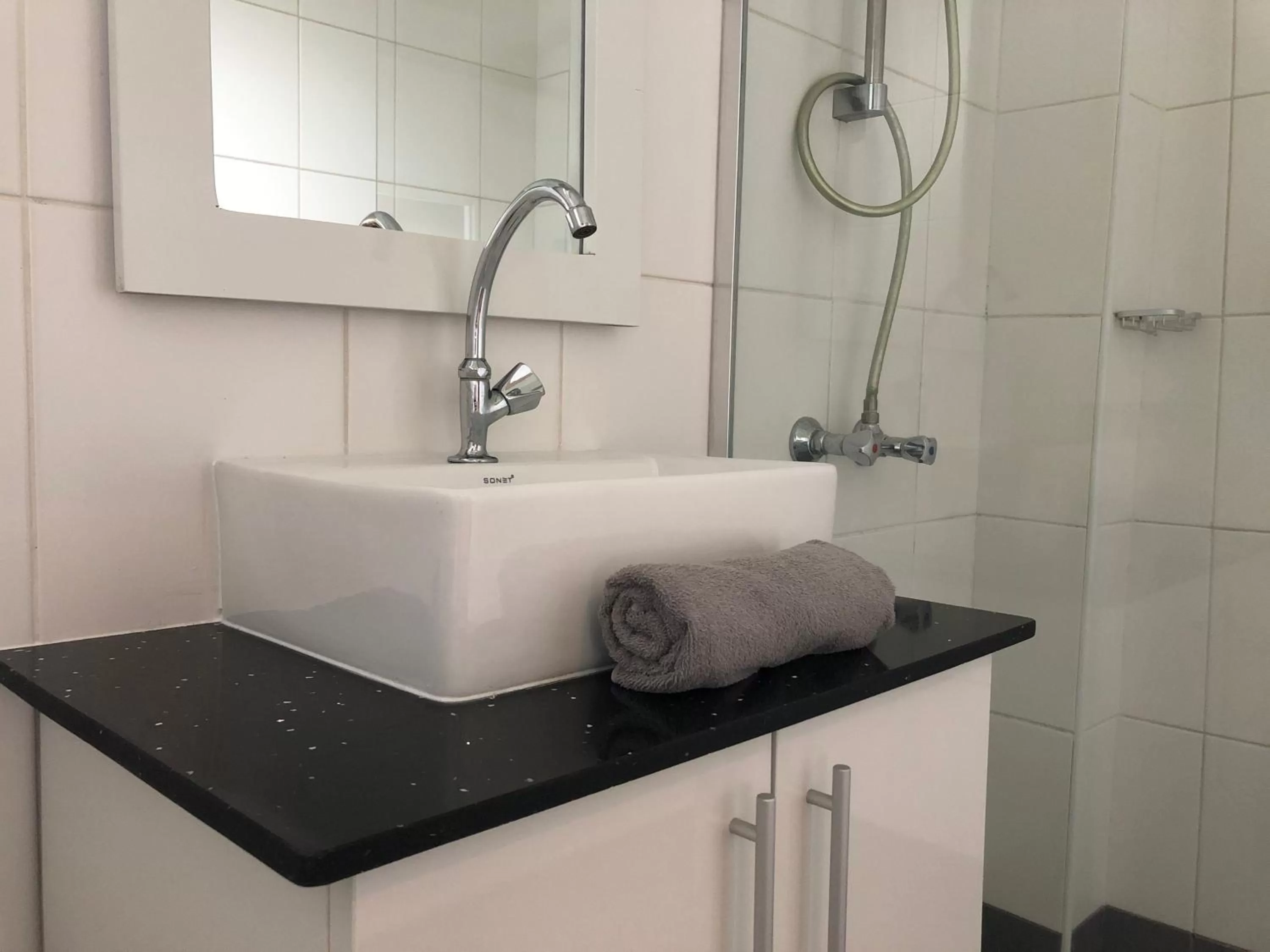 Bathroom in Holland Lodge Paramaribo