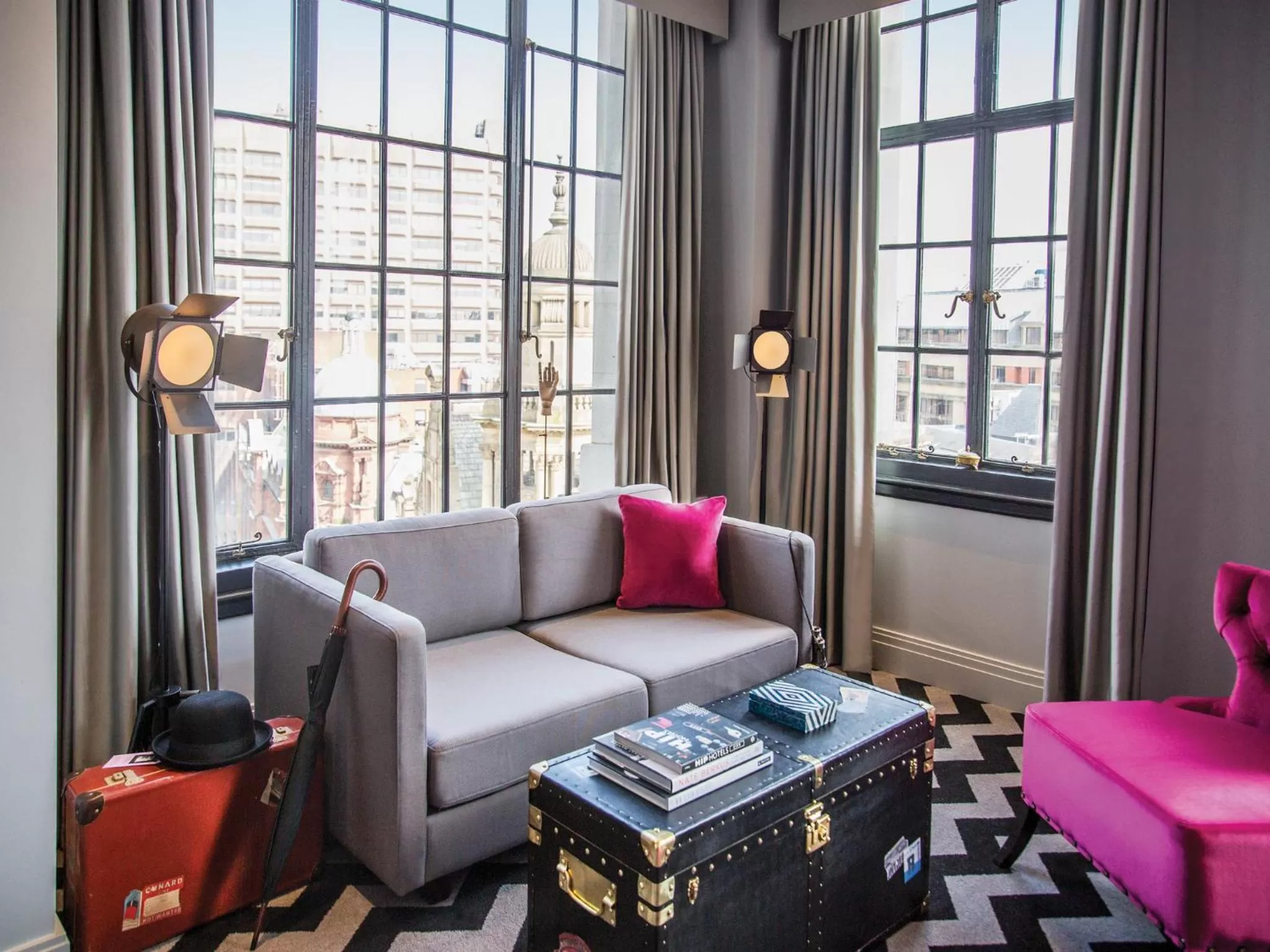 Bedroom in Hotel Gotham