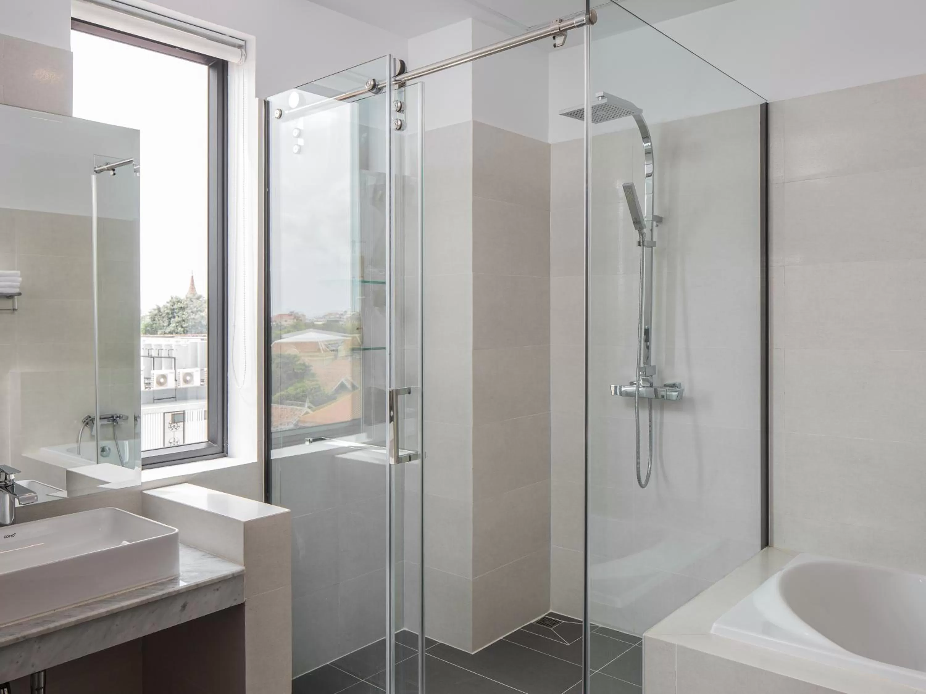 Bathroom in Homewood Hotel