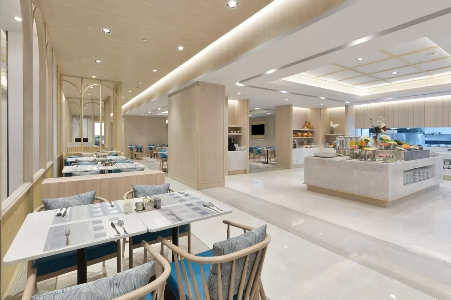 Restaurant/places to eat in Centre Point Hotel Terminal21 Korat