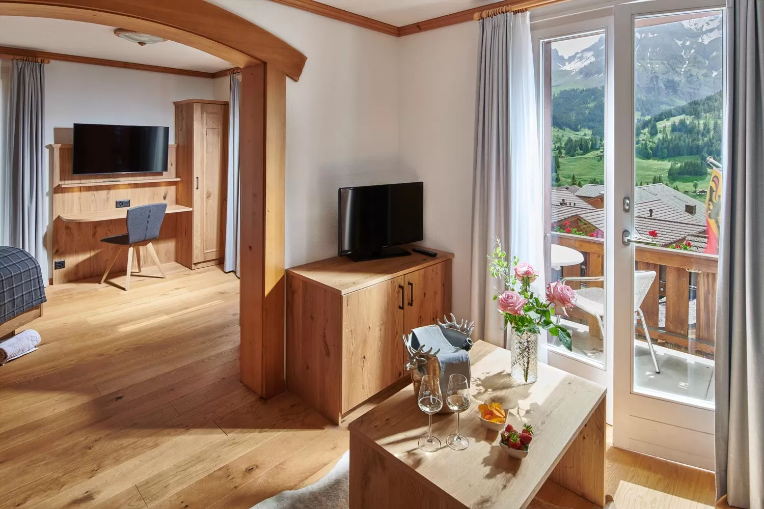 Photo of the whole room in Hotel Bristol Relais du Silence Superior