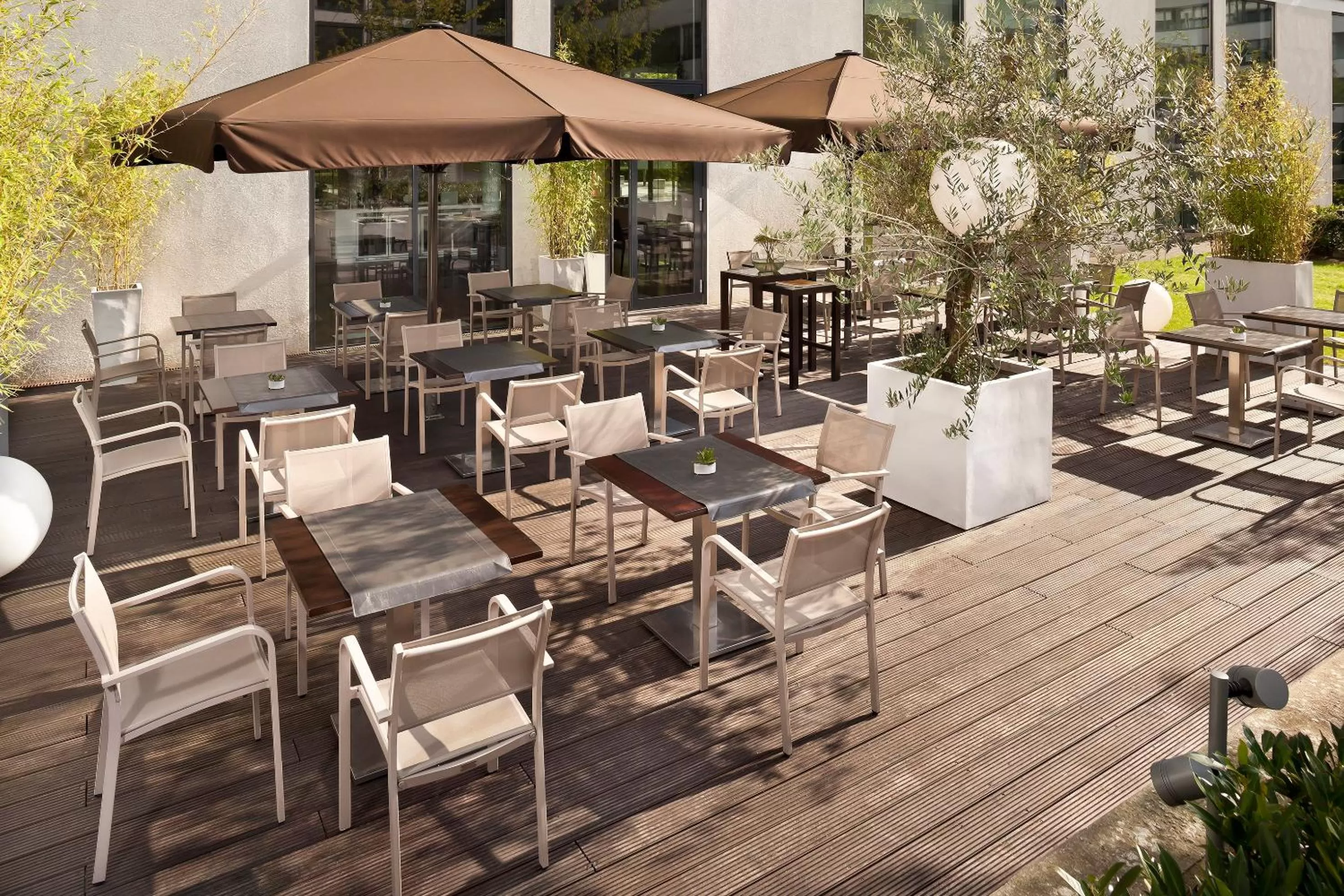 Restaurant/places to eat in INNSiDE by Meliá Düsseldorf Derendorf