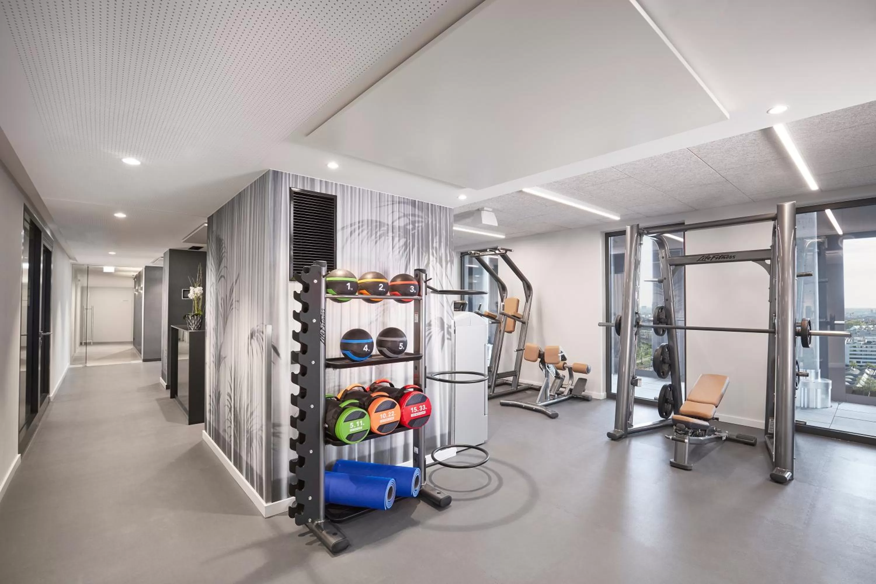Fitness centre/facilities in HYPERION Hotel München