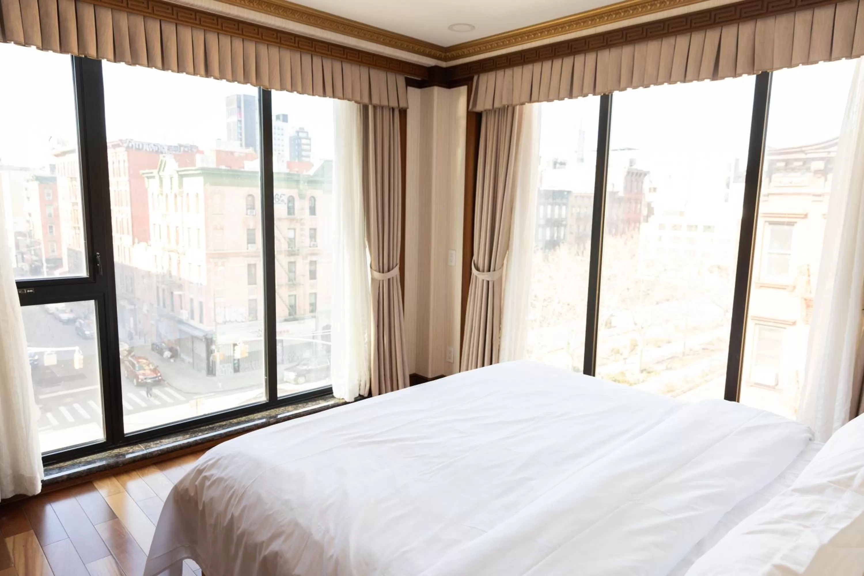 Bed in The Allen Hotel