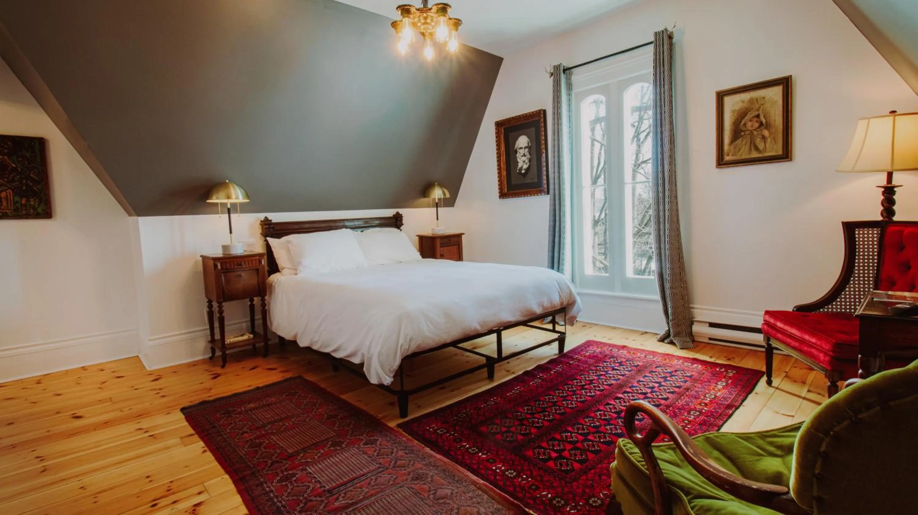 Bedroom, Bed in Merrill House