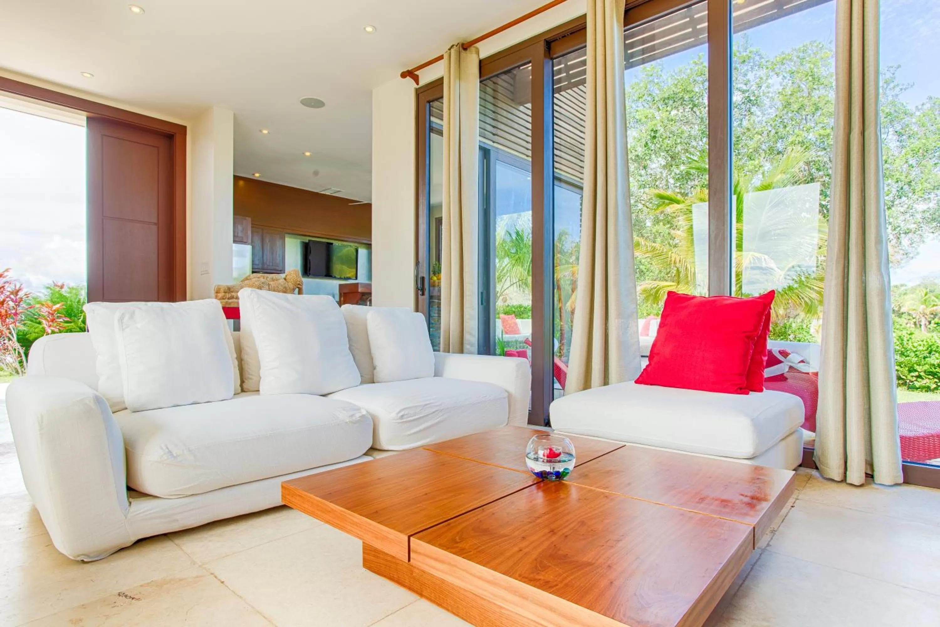 Day, Seating Area in Wild Orchid