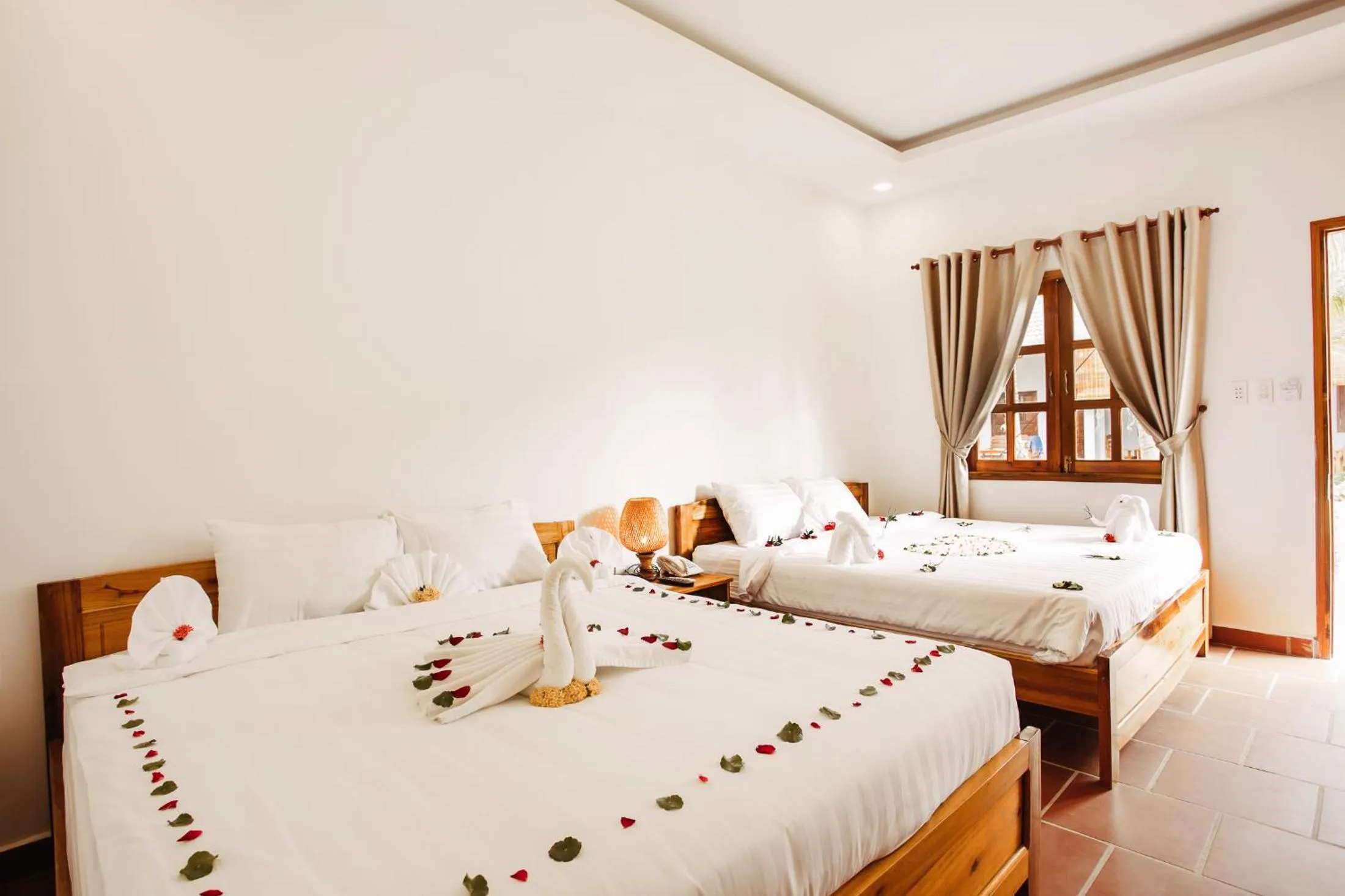 Bed in Palm Hills Resort