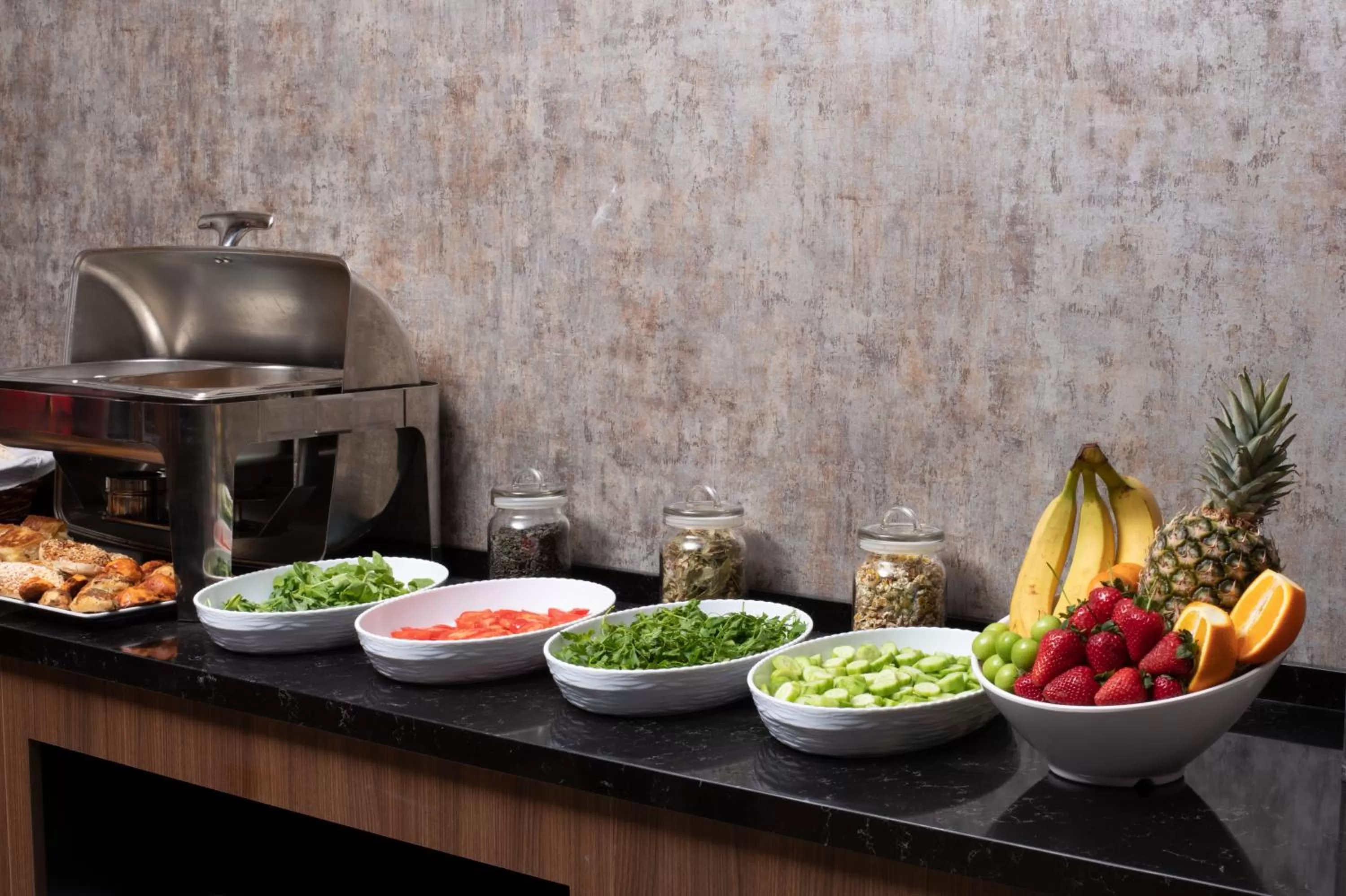 Buffet breakfast in Pianoforte by Febor Hotels&Spa