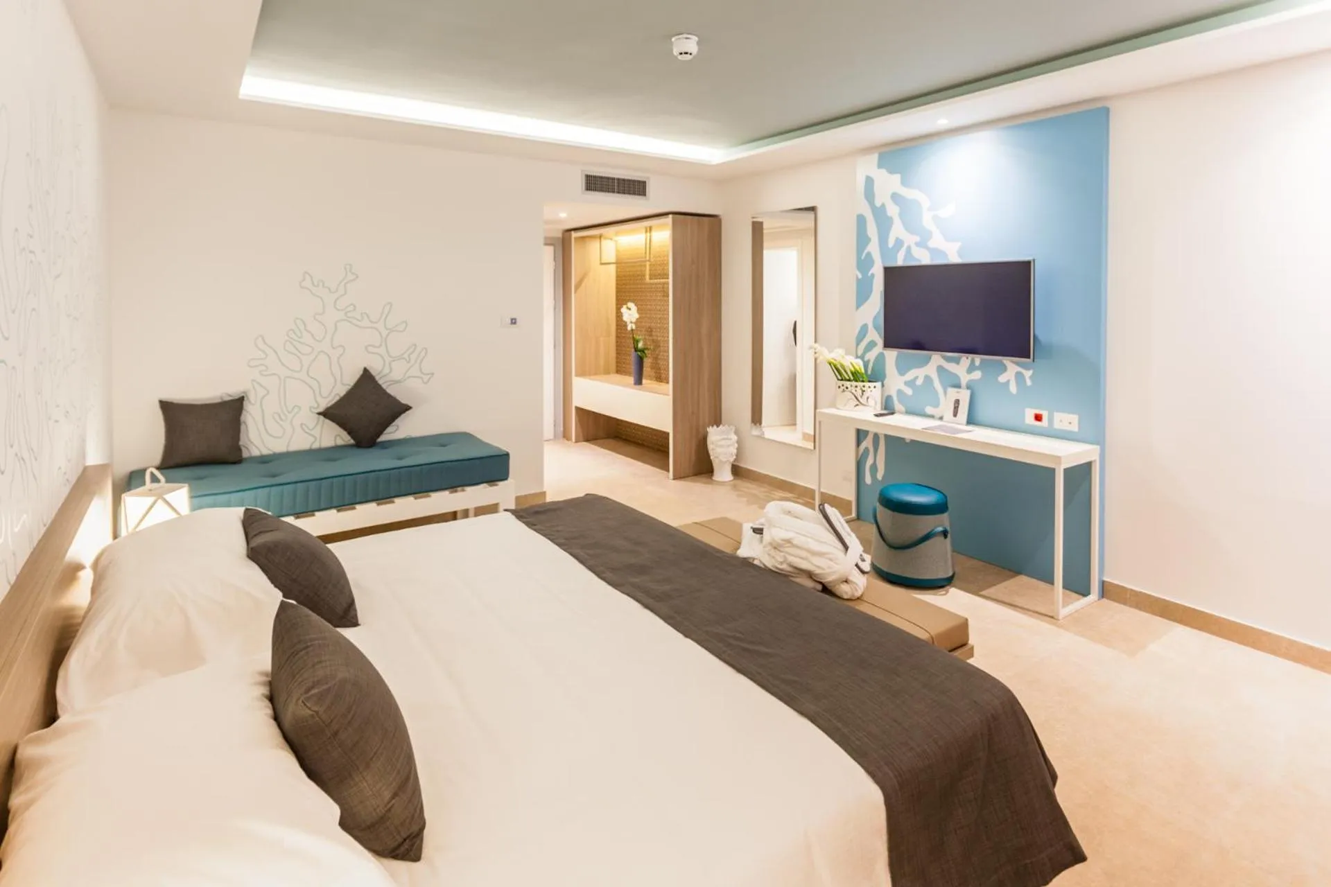 Bed in Modica Beach Resort