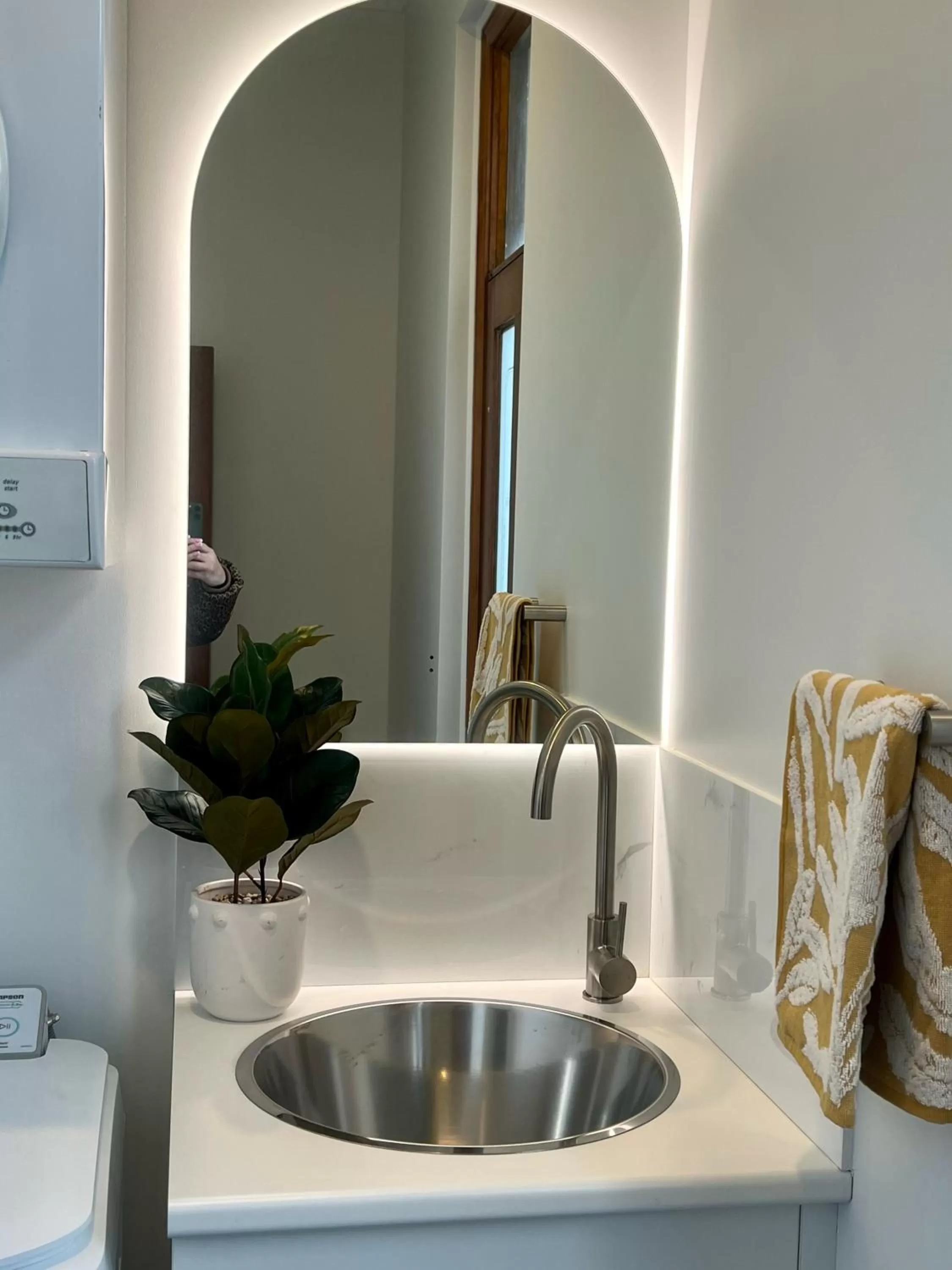 laundry in Seacombe House Motor Inn Port Fairy