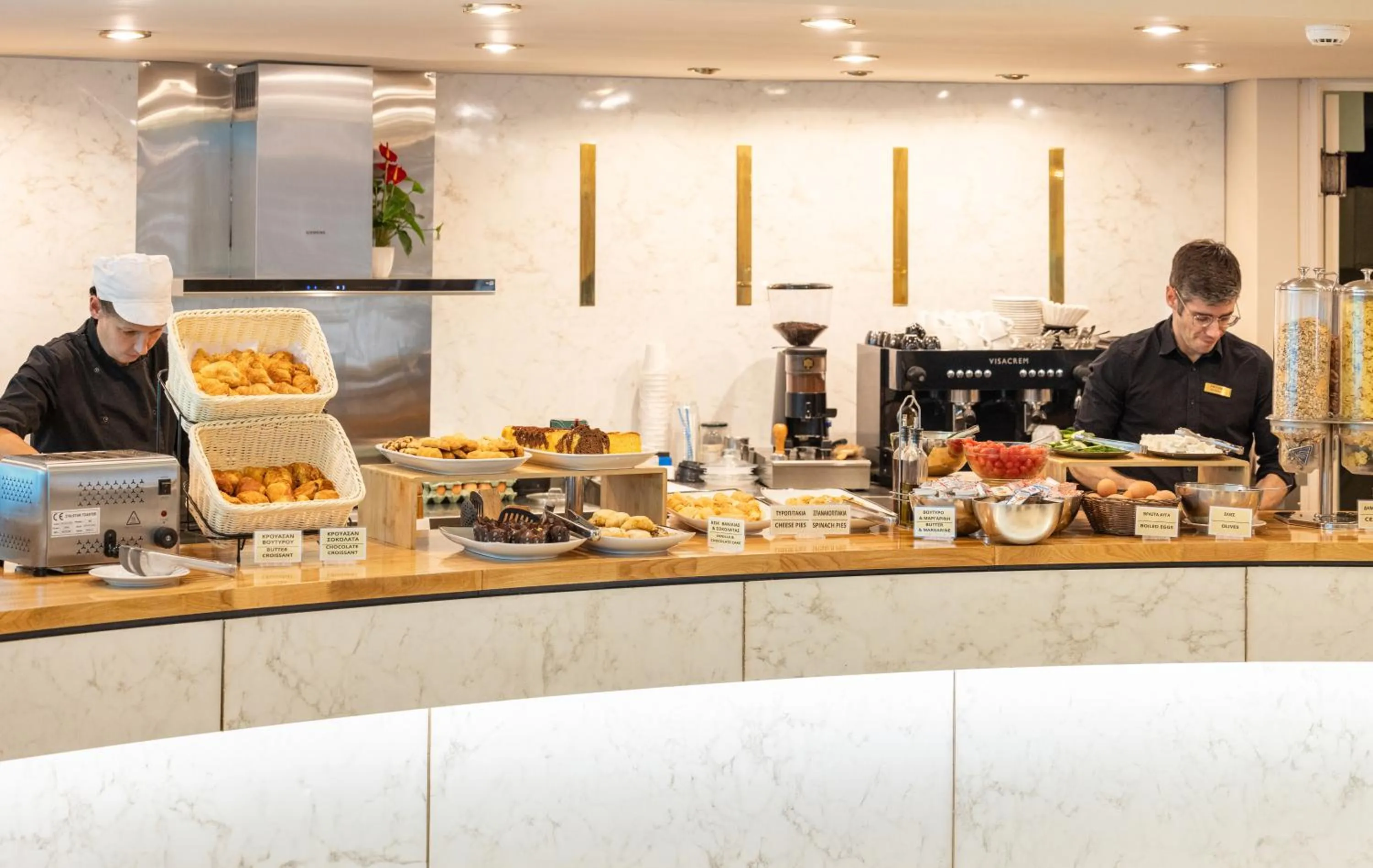 Restaurant/places to eat in Ilisia Hotel Athens