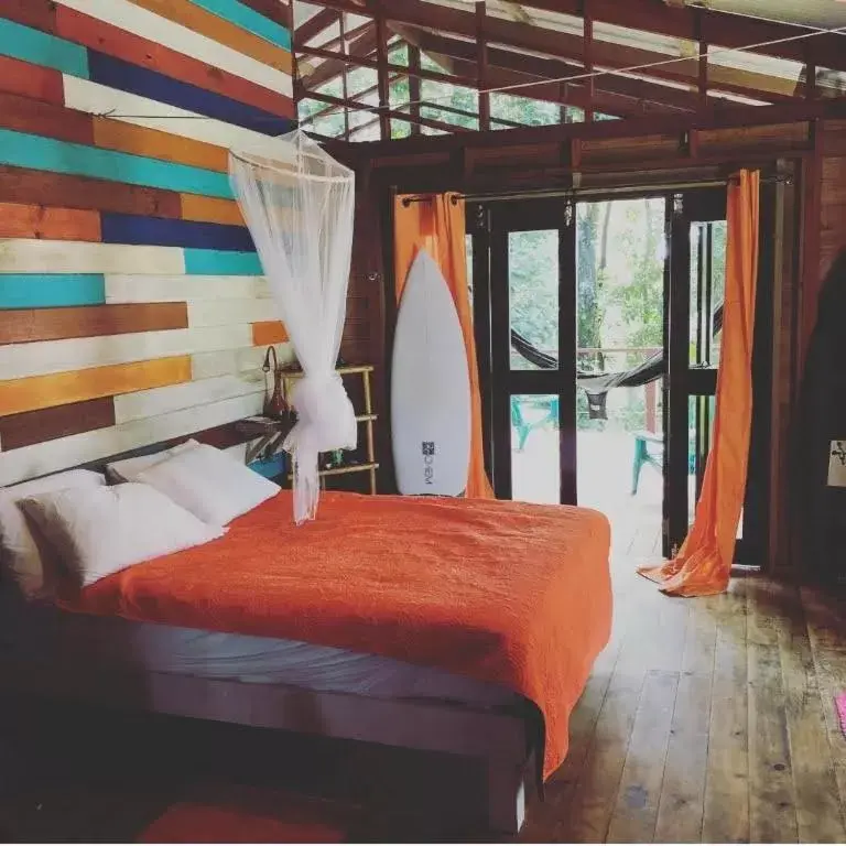 Queen Room with Balcony in Surf Break at Paunch Queen Room with Balcony in Surf Break at Paunch