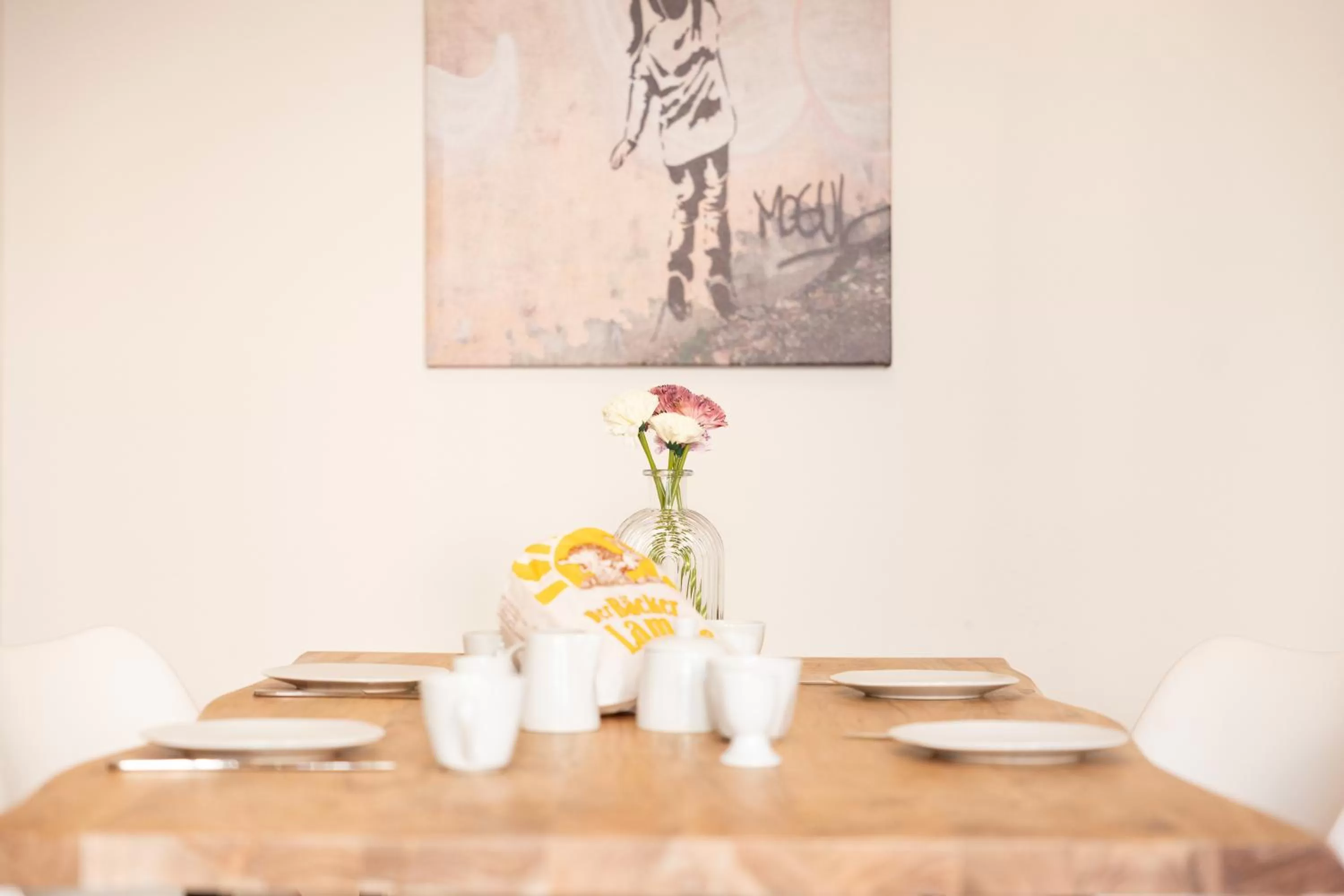 Dining area in Apartments an der Oper - Innenstadt - Zentral - Küche - Wifi - Powered by Ko-Living