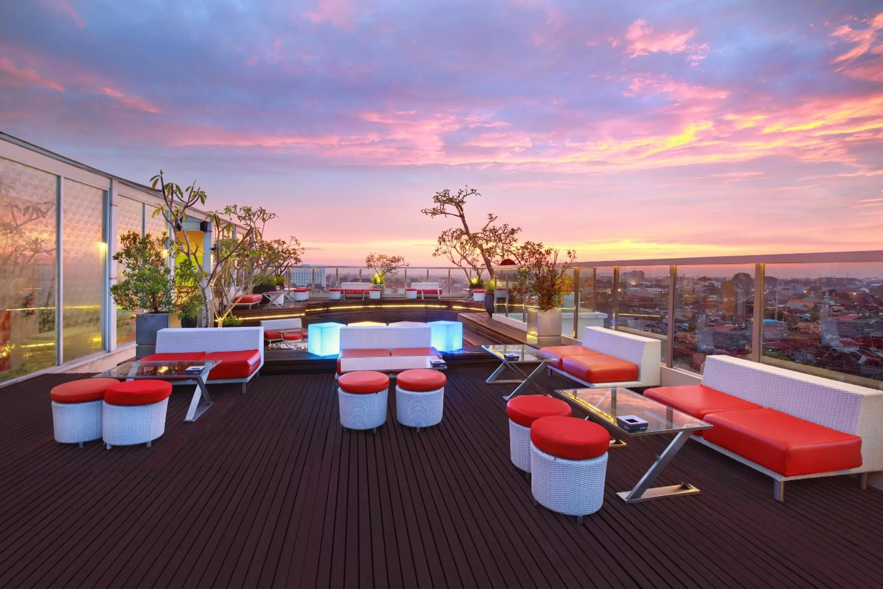 Lounge or bar in ibis Styles Yogyakarta