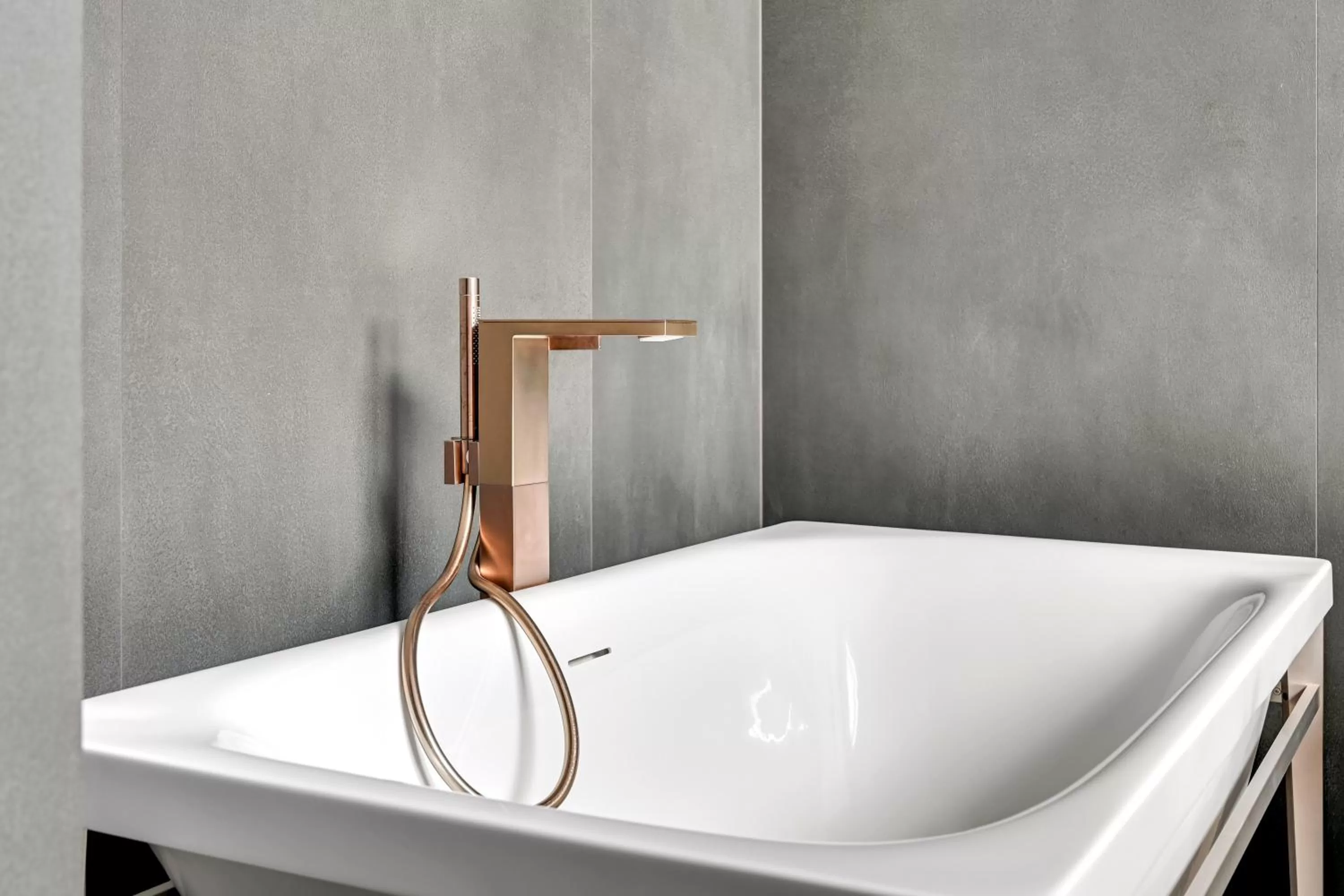 Bath in GRANO HOTEL Gdańsk Old Town