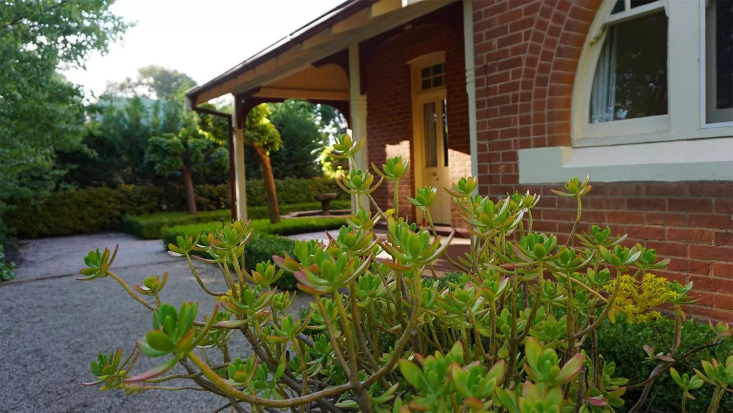 Property building in Howlong Old Post Office Luxury Suite