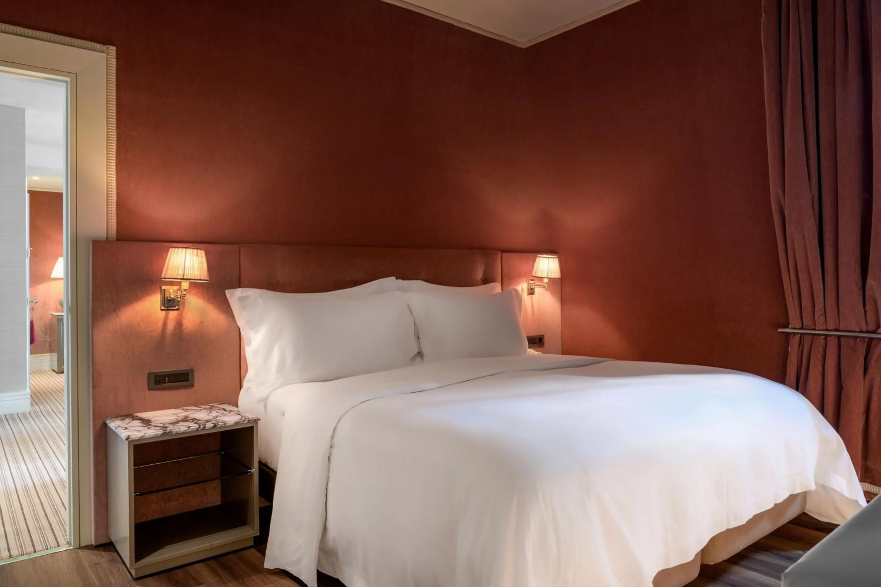 Photo of the whole room, Bed in Santo Mauro, a Luxury Collection Hotel, Madrid
