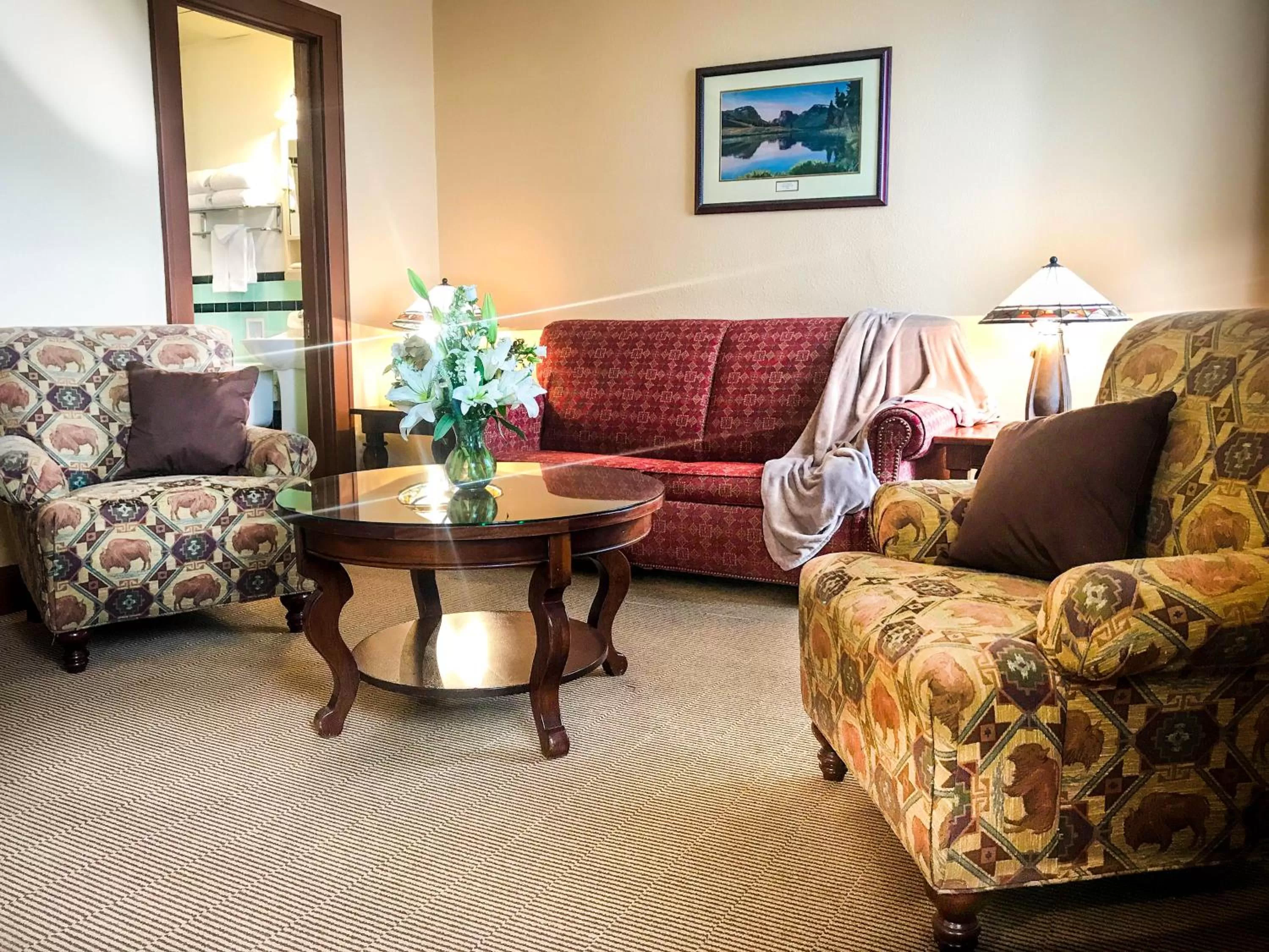 Living room in Historic Plains Hotel
